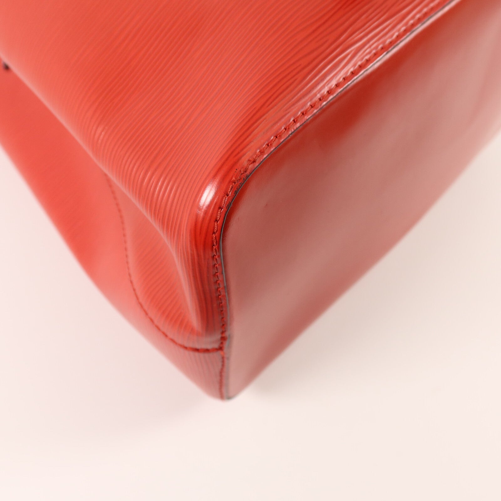 LOUIS VUITTON Epi NeoNoe MM手挽肩背兩用袋