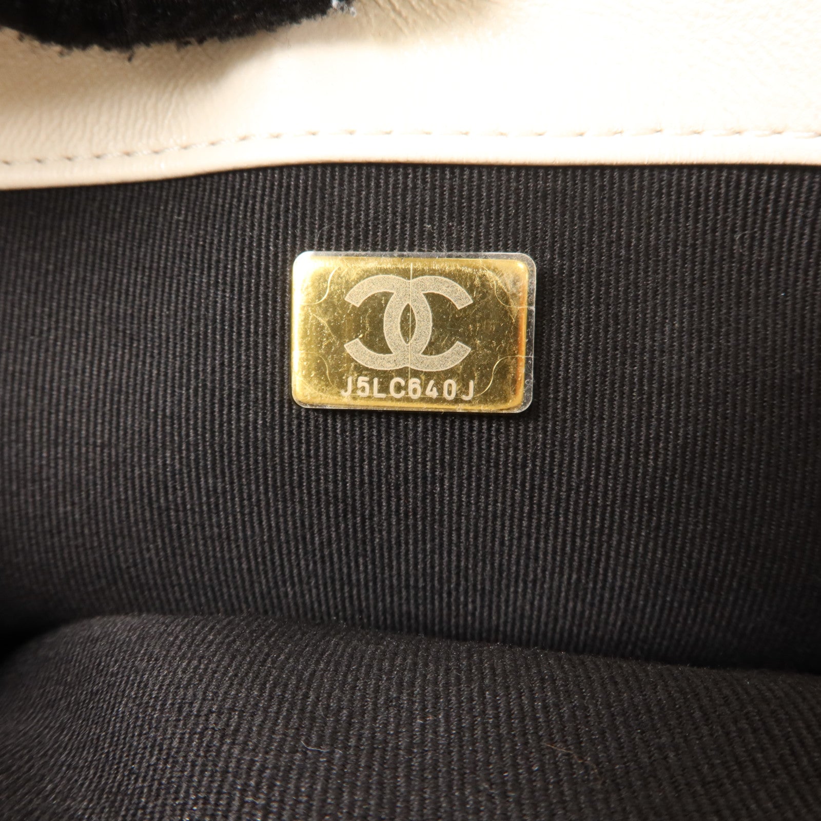 CHANEL 羊皮皮革Chanel 19手挽肩背兩用袋
