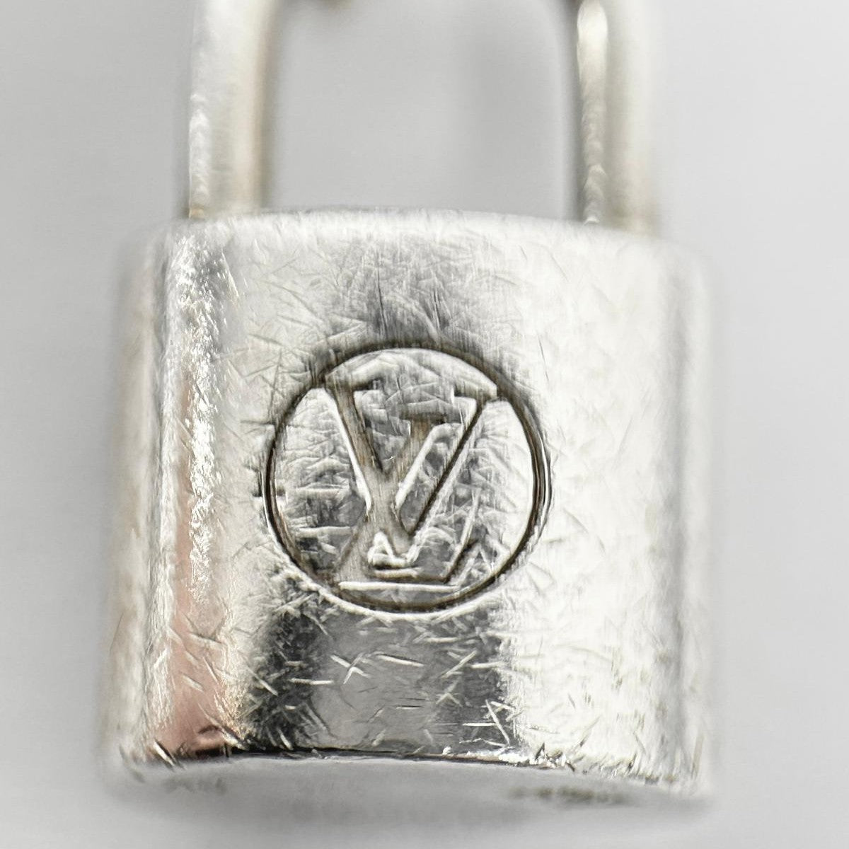 LOUIS VUITTON 【激減優惠】925純銀Lockit手鏈