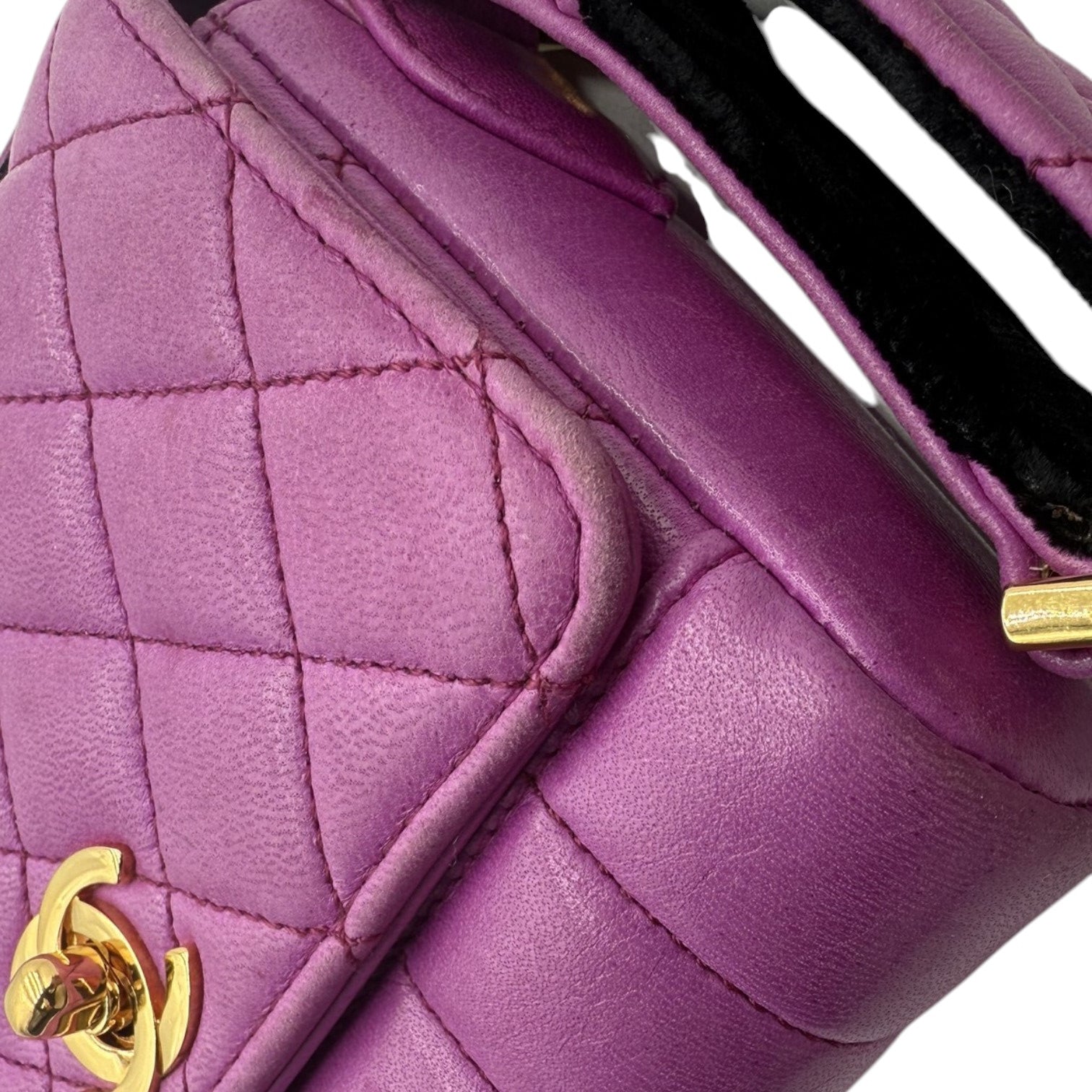 CHANEL 牛皮皮革Shoulder Bag金扣肩背袋