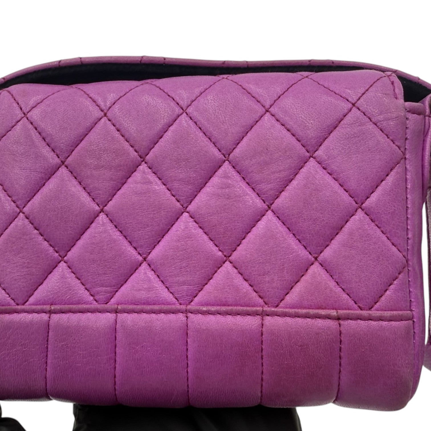 CHANEL 牛皮皮革Shoulder Bag金扣肩背袋