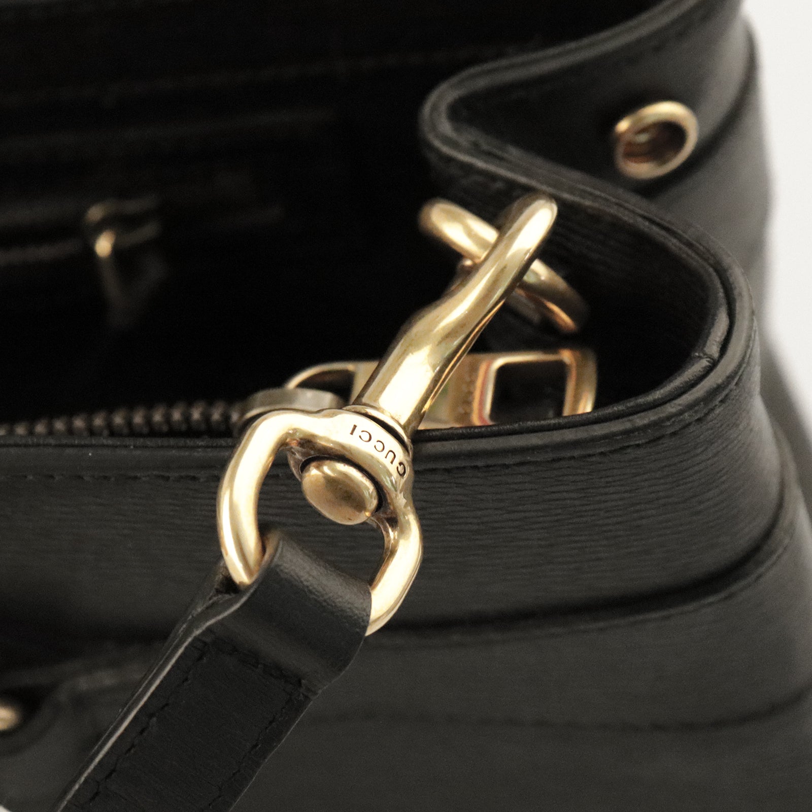 GUCCI cowhide leather Horsebit gold buckle handle shoulder bag black