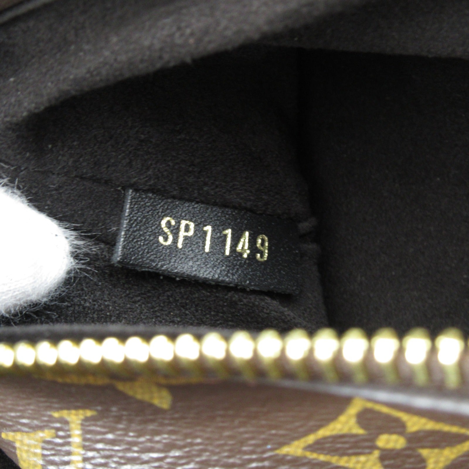 LOUIS VUITTON Monogram Neo Noe MM Shoulder Bag金扣肩背袋啡色