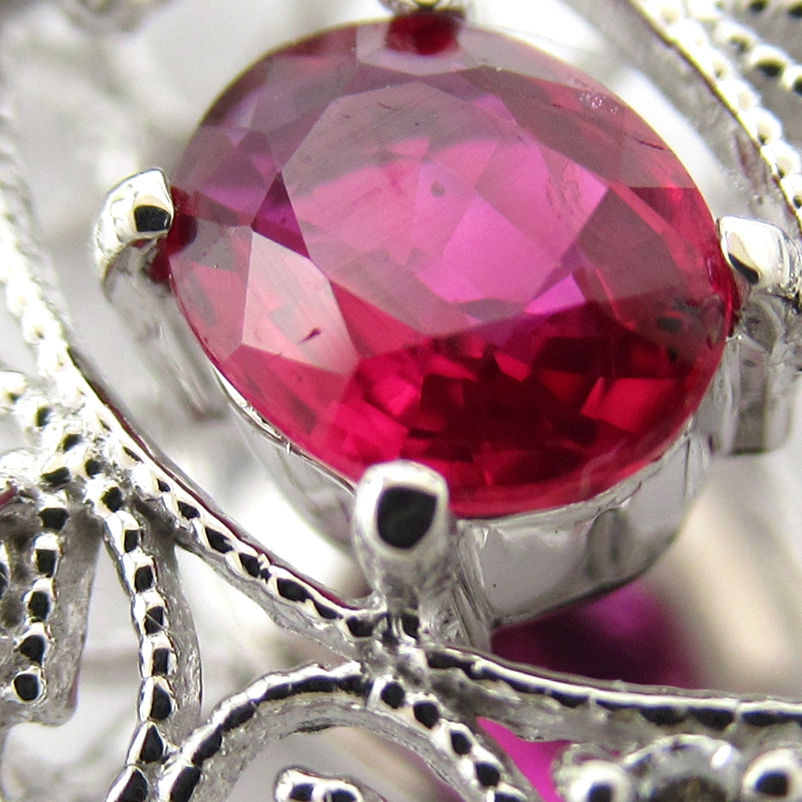 JEWELRY 【激减优惠】18K白金Ruby Necklace 0.400ct红宝石/0.25ct钻石项链