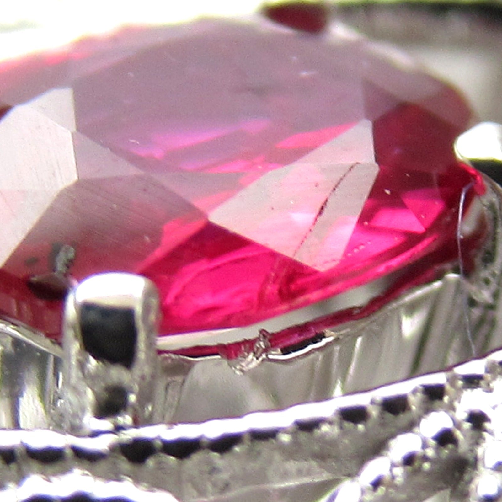 JEWELRY 【激减优惠】18K白金Ruby Necklace 0.400ct红宝石/0.25ct钻石项链