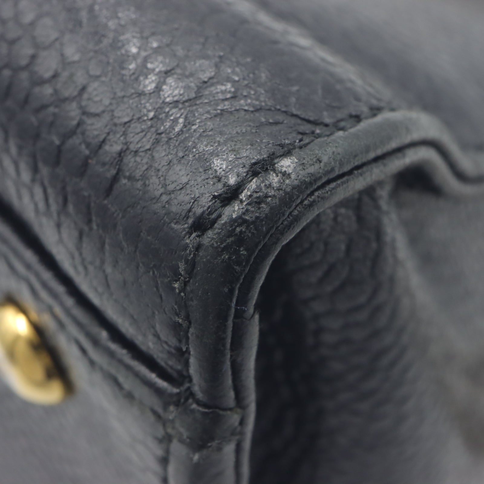 CHANEL 【激減優惠】Caviar皮革Chain Shoulder金扣肩背袋黑色