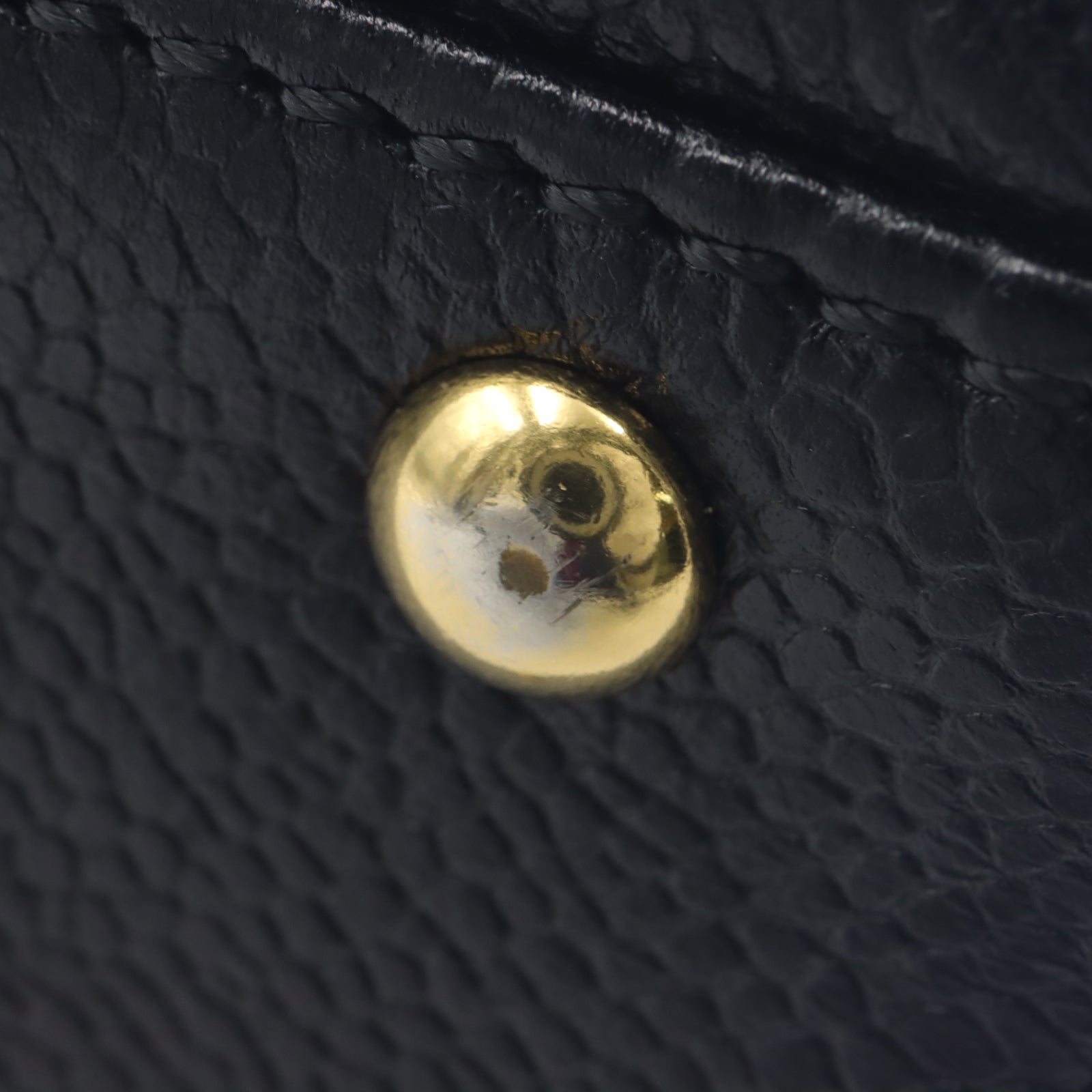CHANEL 【激減優惠】Caviar皮革Chain Shoulder金扣肩背袋黑色
