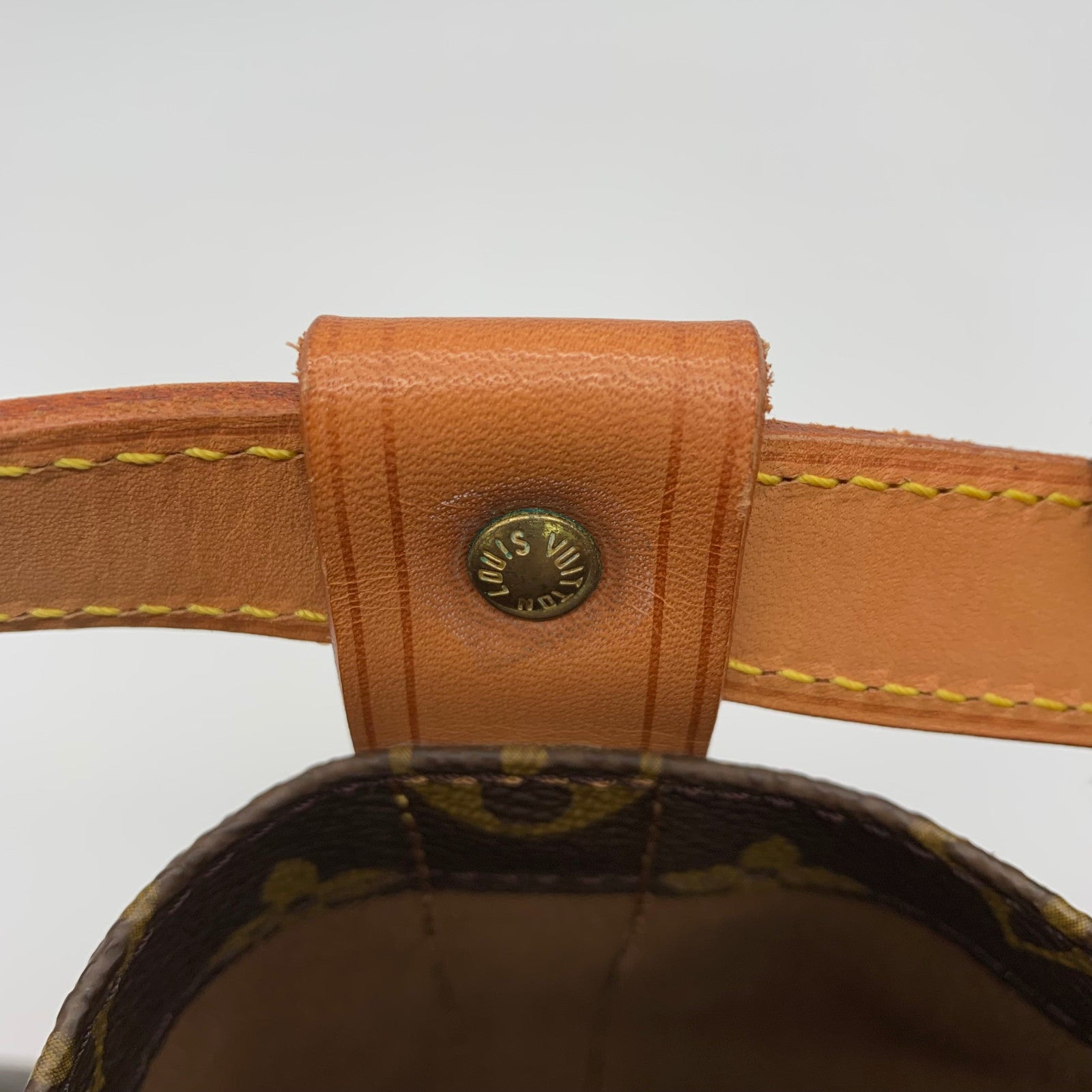 LOUIS VUITTON Monogarm Randonnee PM肩背袋啡色