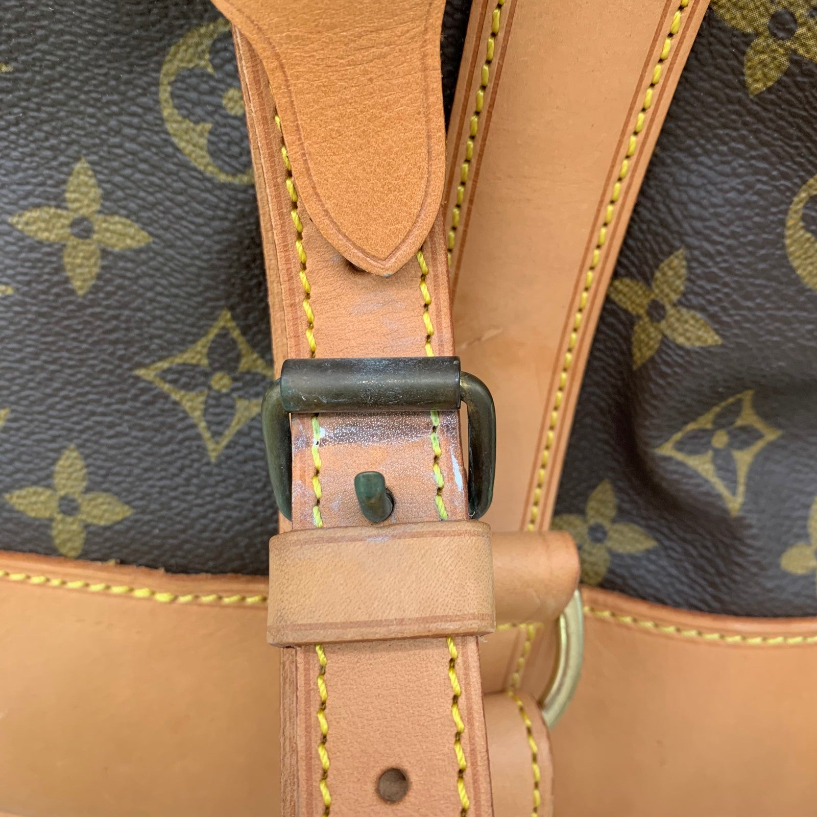 LOUIS VUITTON Monogarm Randonnee PM肩背袋啡色