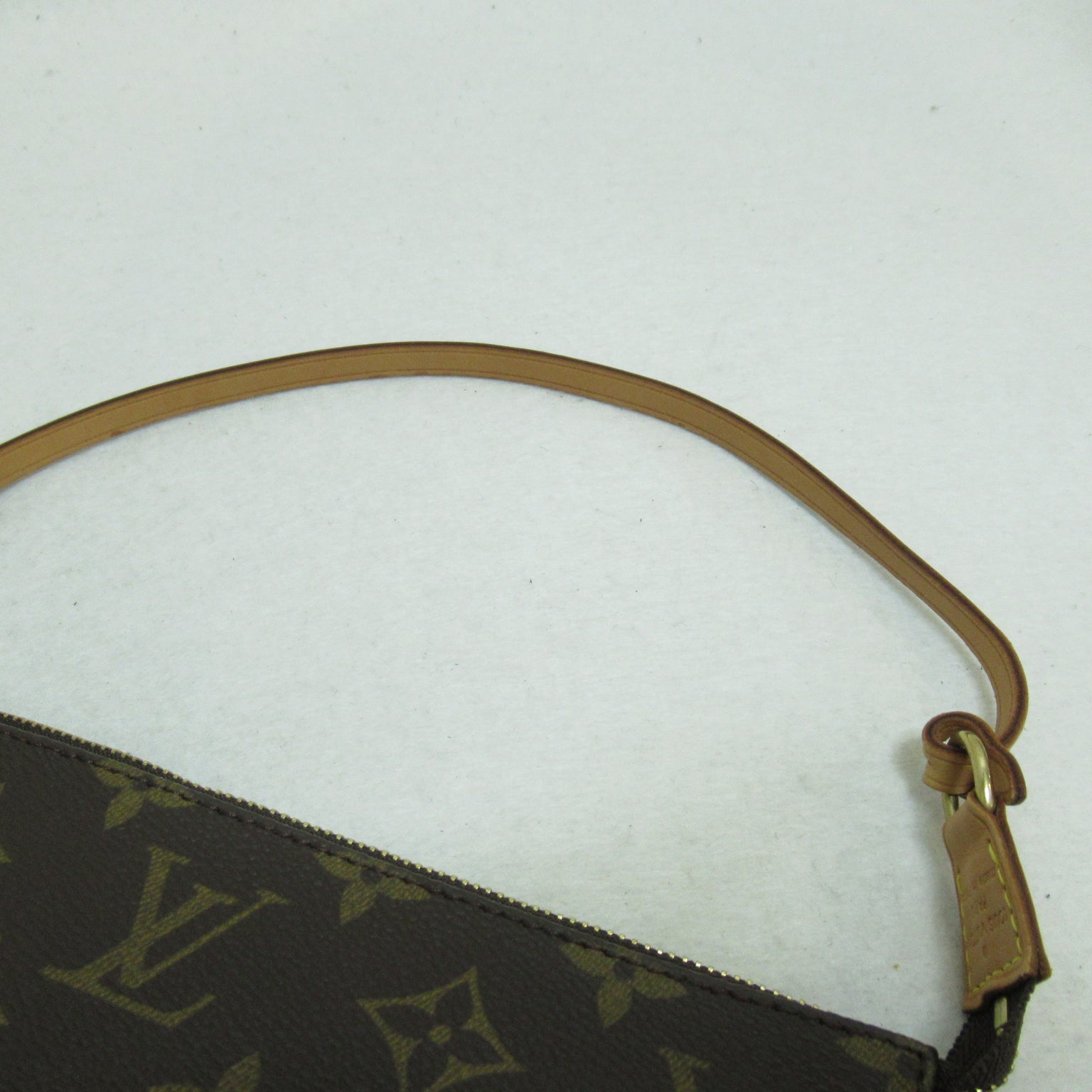 LOUIS VUITTON Monogram Pochette Accessory Pouch