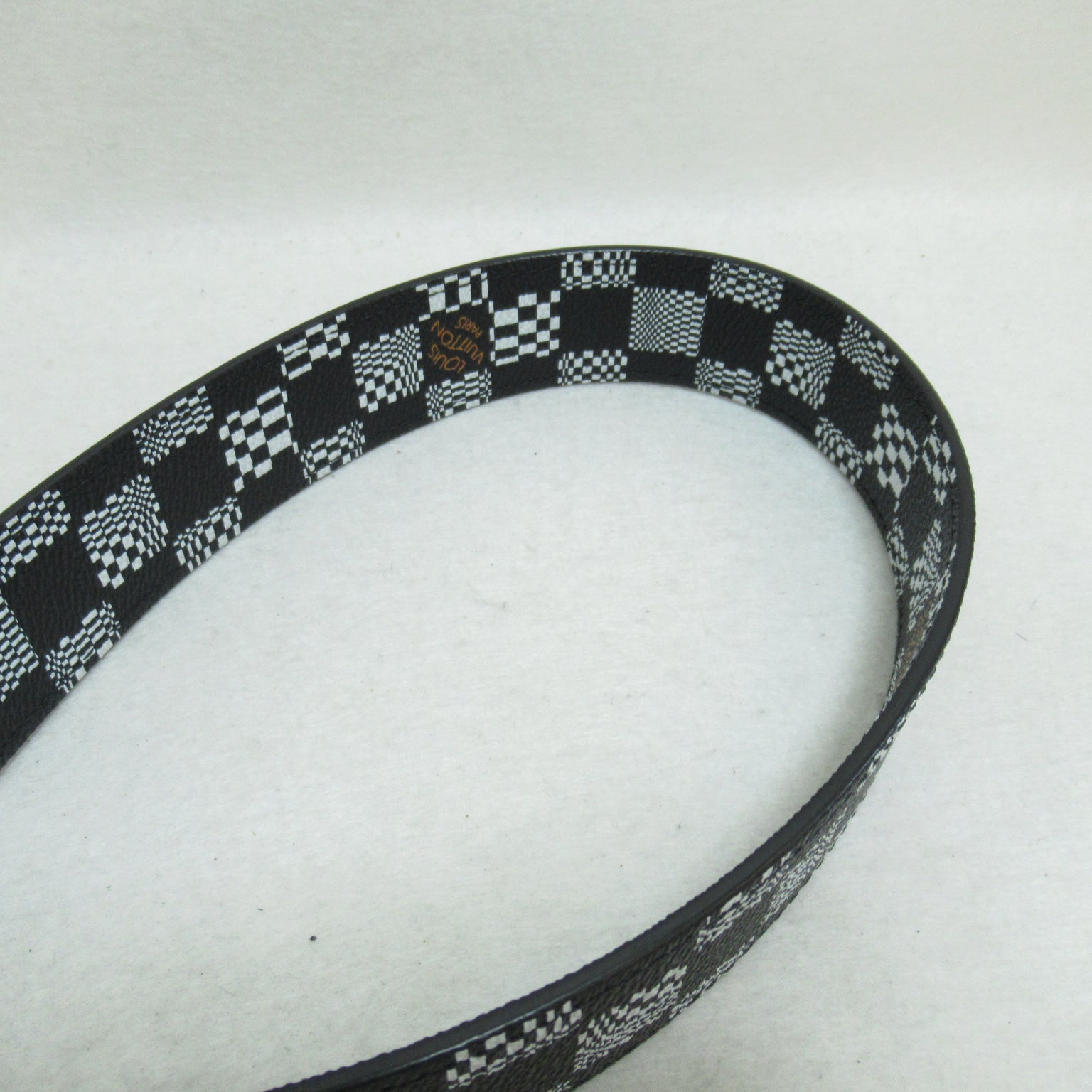 LOUIS VUITTON Damier Distorted City Keepall肩背袋黑色
