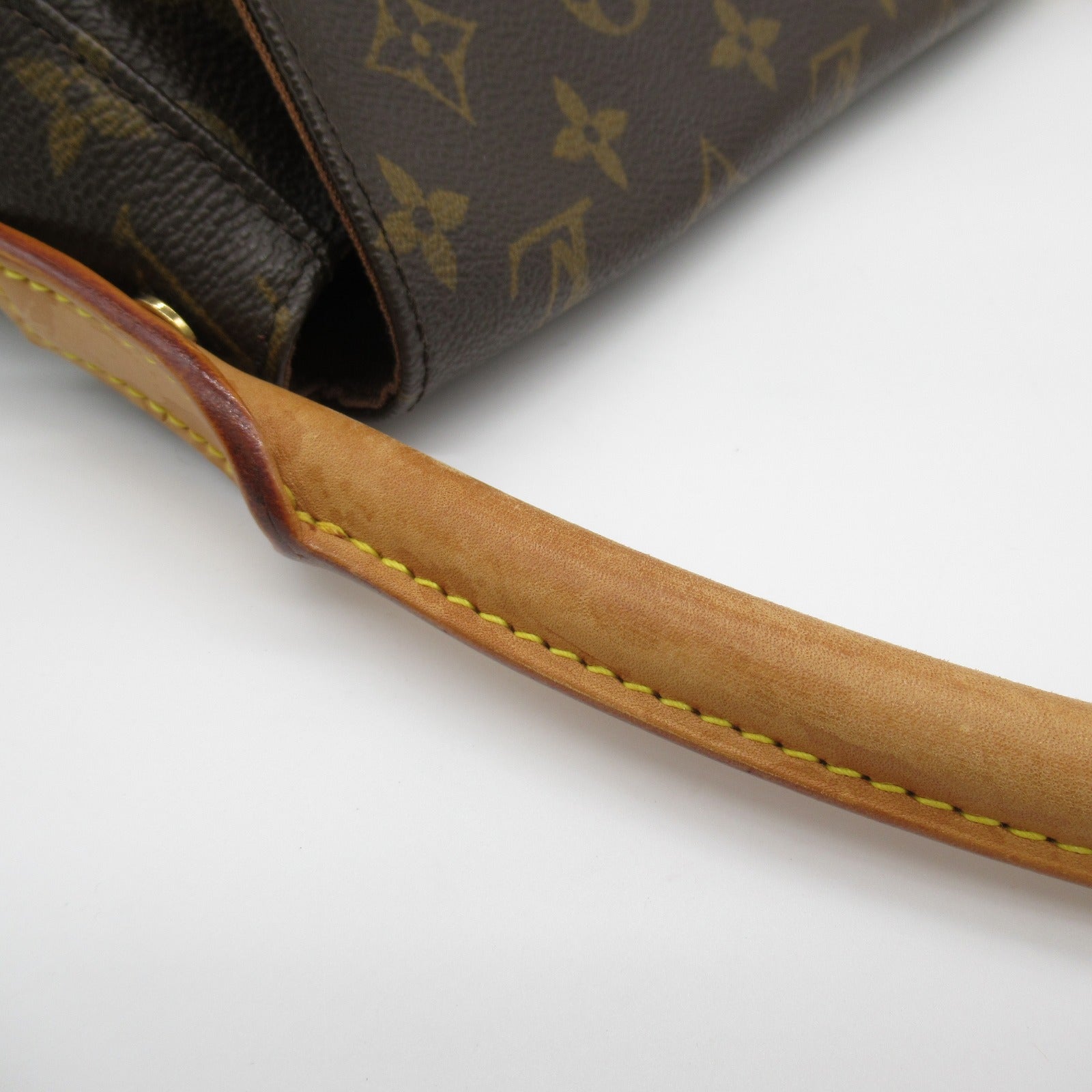 LOUIS VUITTON Monogram Mini Looping肩背袋啡色