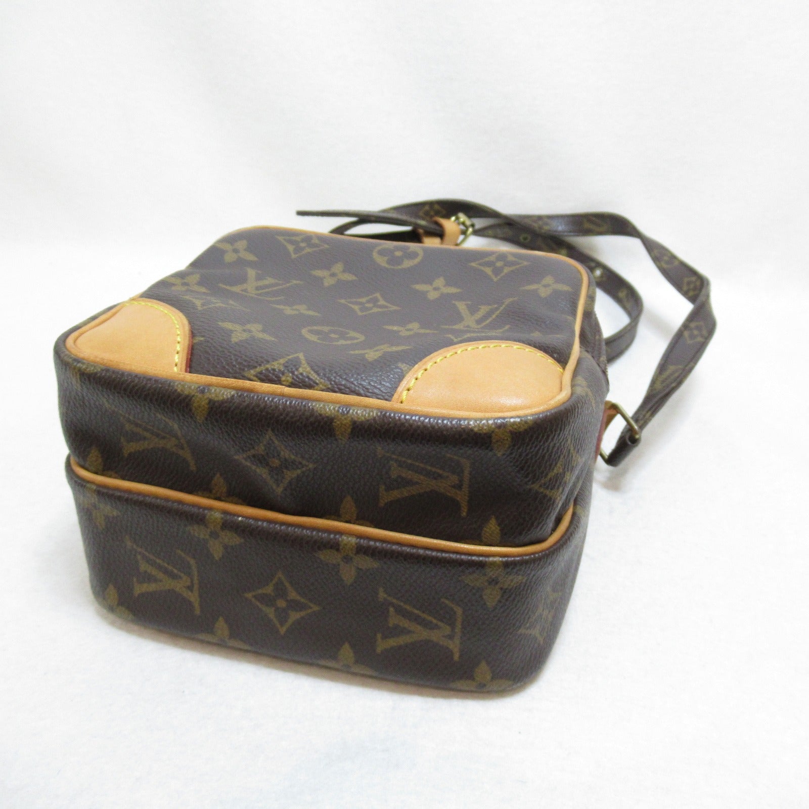 LOUIS VUITTON Monogram Amazon肩背袋啡色