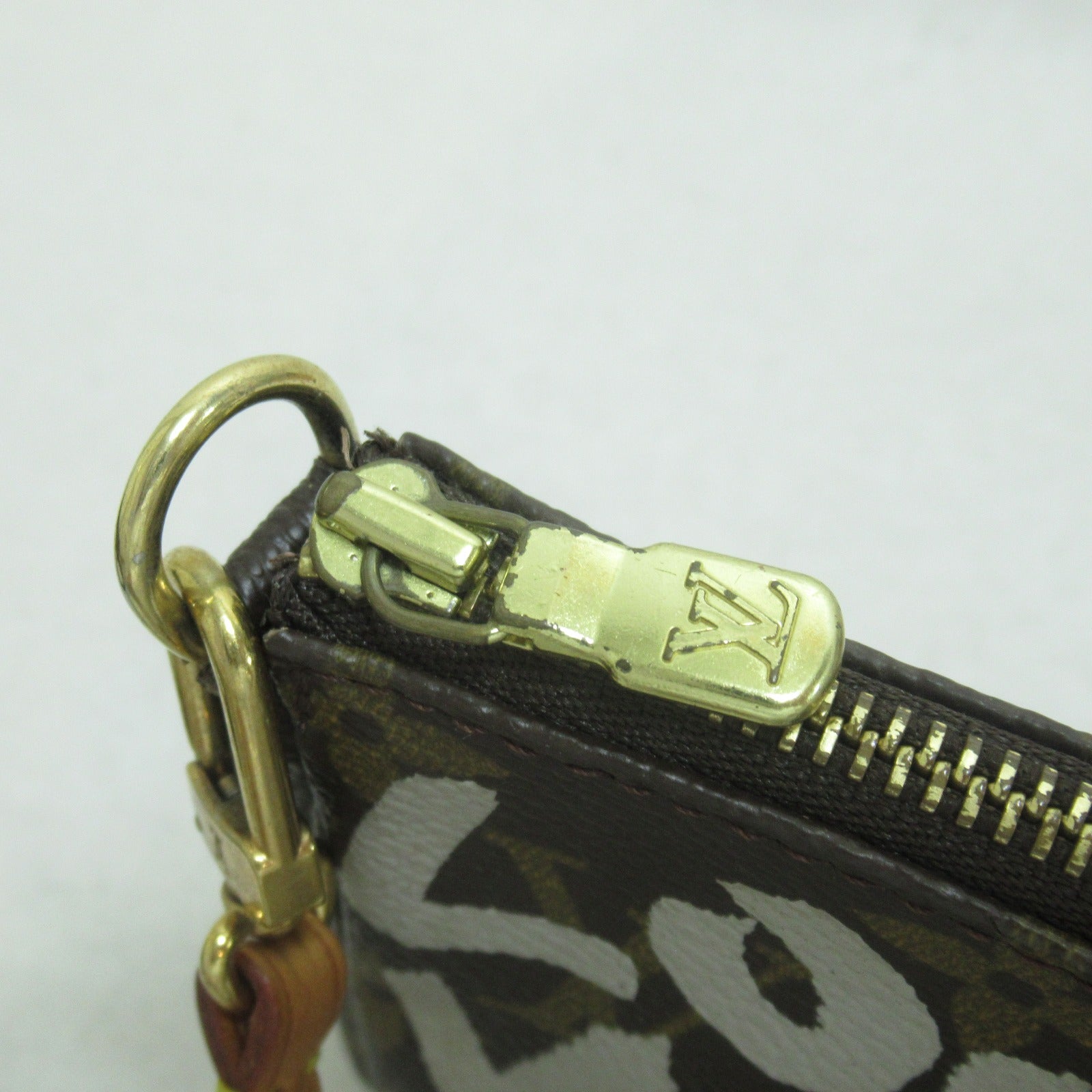 LOUIS VUITTON Monogram Grafitti Pochette Accessory手挽袋啡色