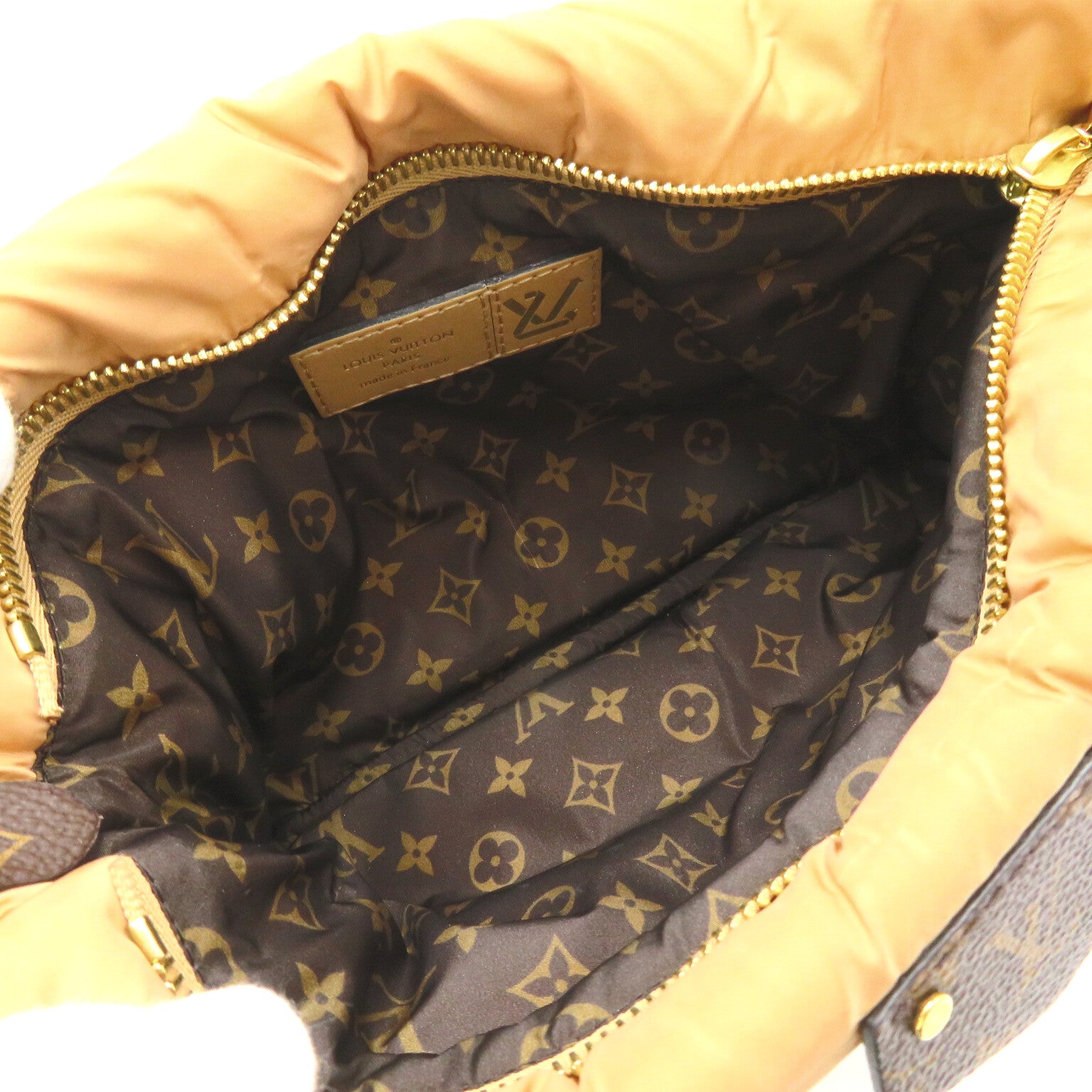 LOUIS VUITTON 尼龍/Monogram Maxi Multi Pochette Accessoires金扣肩背袋卡其色/米色