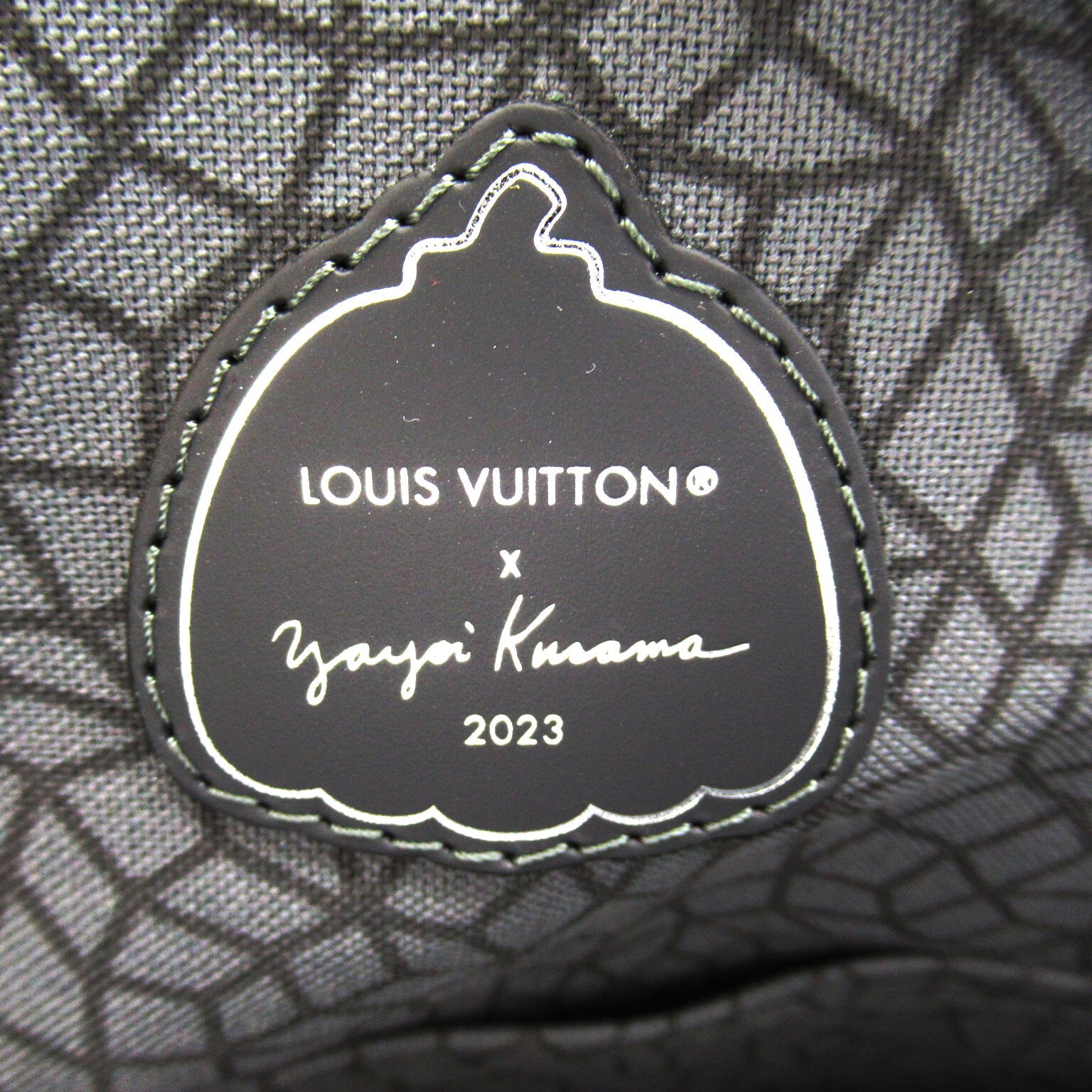 LOUIS VUITTON Monogram Eclipse Reverse LV x YK Discovery Backpack銀扣背包灰色/藍色