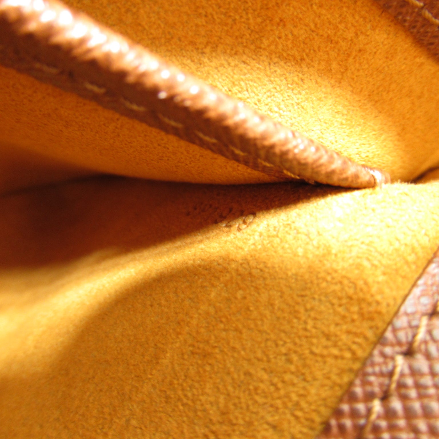 LOUIS VUITTON Monogram Musette Tango Short肩背袋啡色