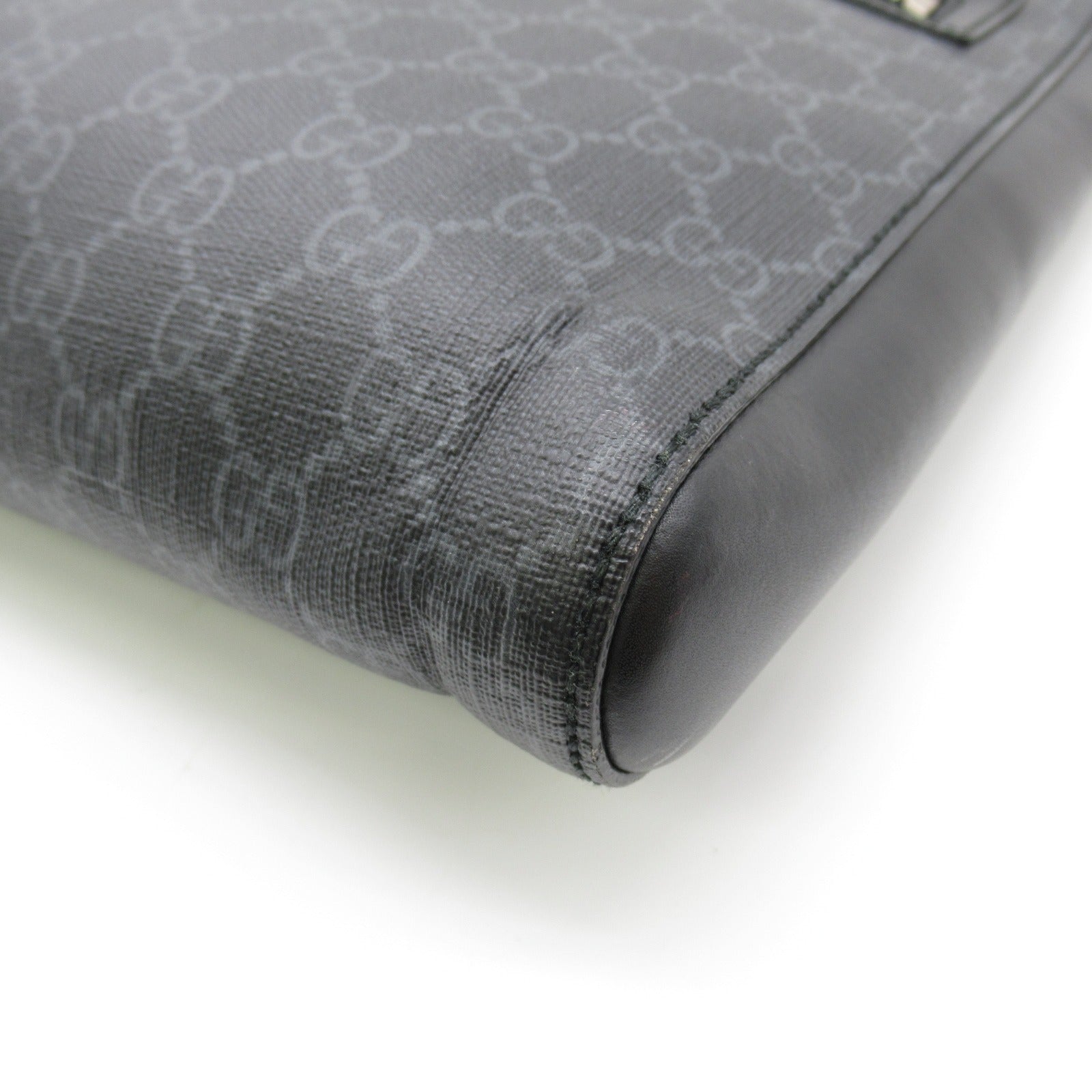 GUCCI 塗層帆布GG Supreme Shoulder肩背袋黑色