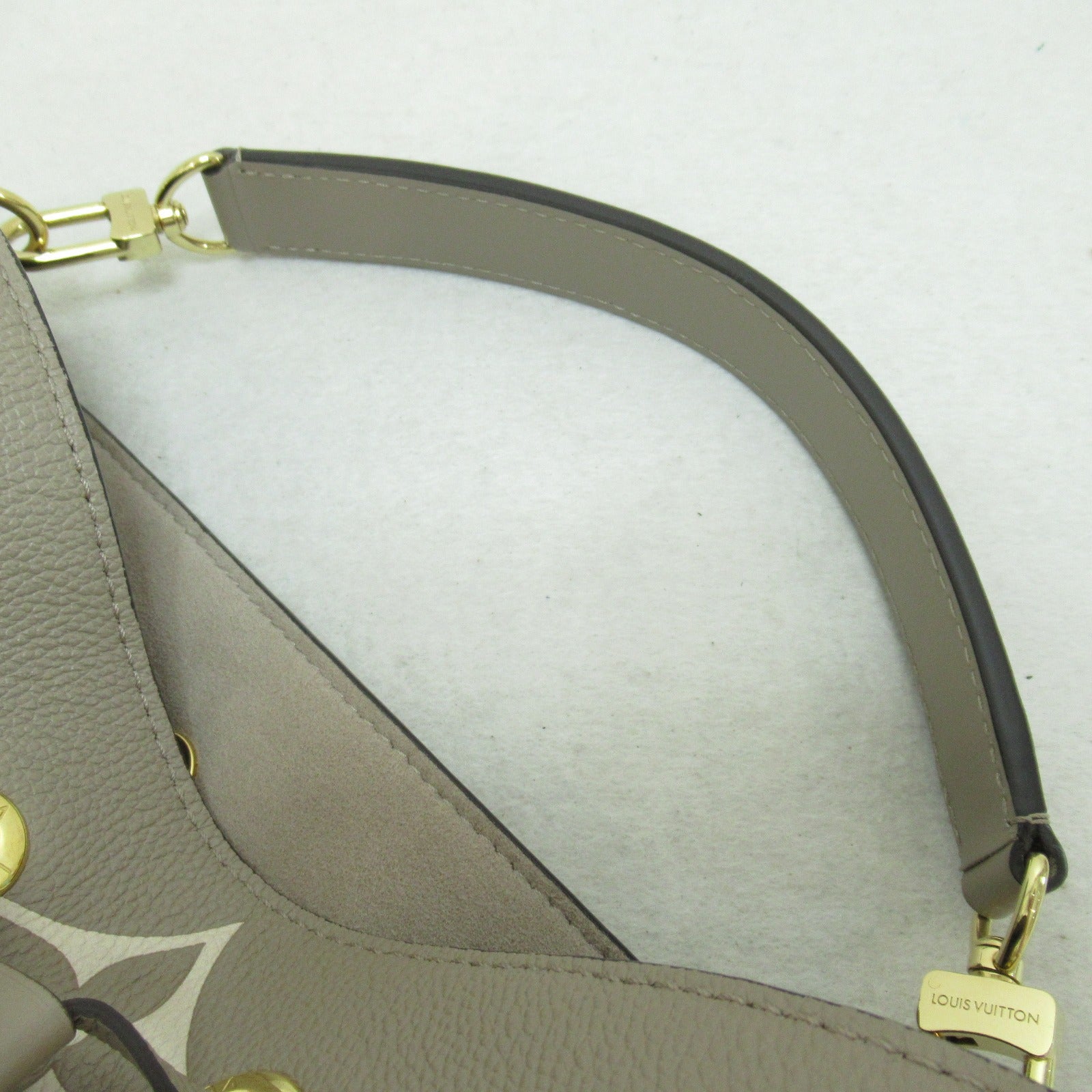 LOUIS VUITTON Monogram Empreinte NeoNoe MM手挽肩背兩用袋米色