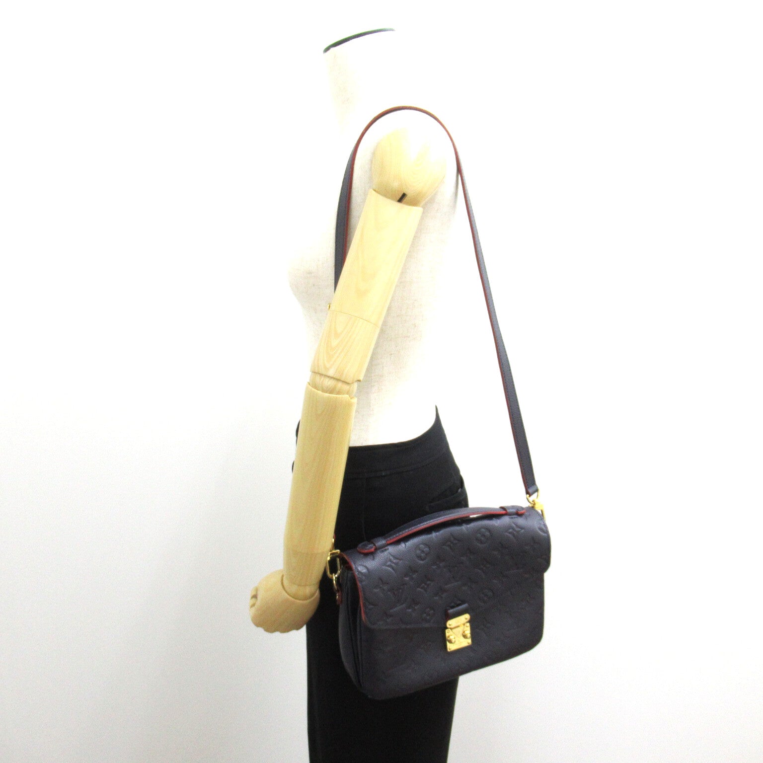 LOUIS VUITTON Monogram Empreinte Pochette Metis MM手挽肩背兩用袋Marine Rouge藍色