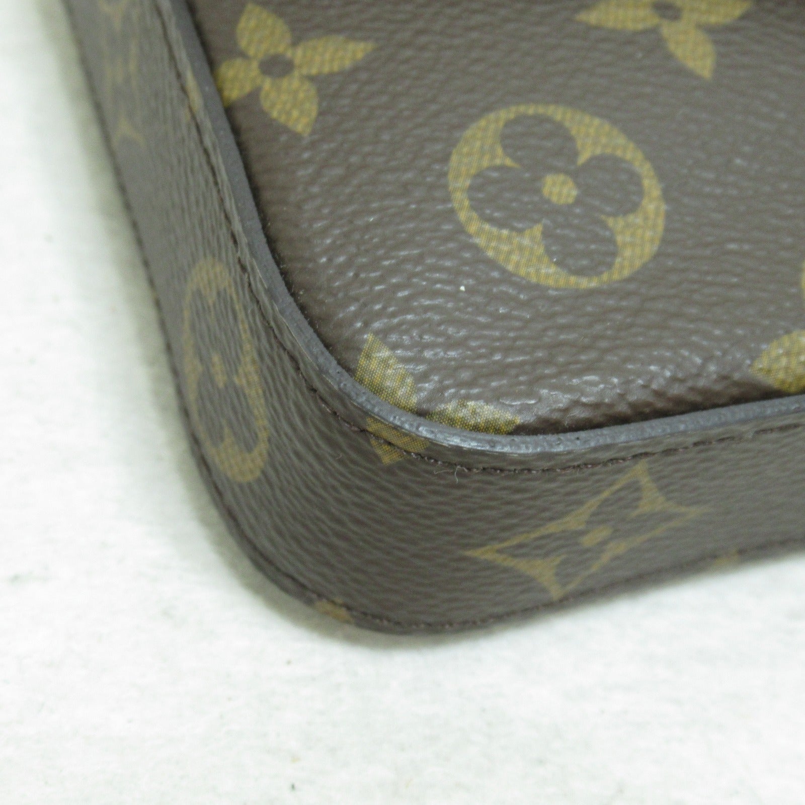 LOUIS VUITTON Monogram Pochette Felicie肩背袋啡色