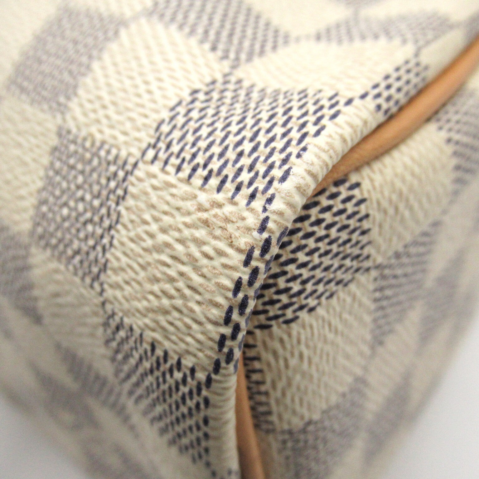 LOUIS VUITTON Damier Azur Speedy 25金扣手挽袋白色
