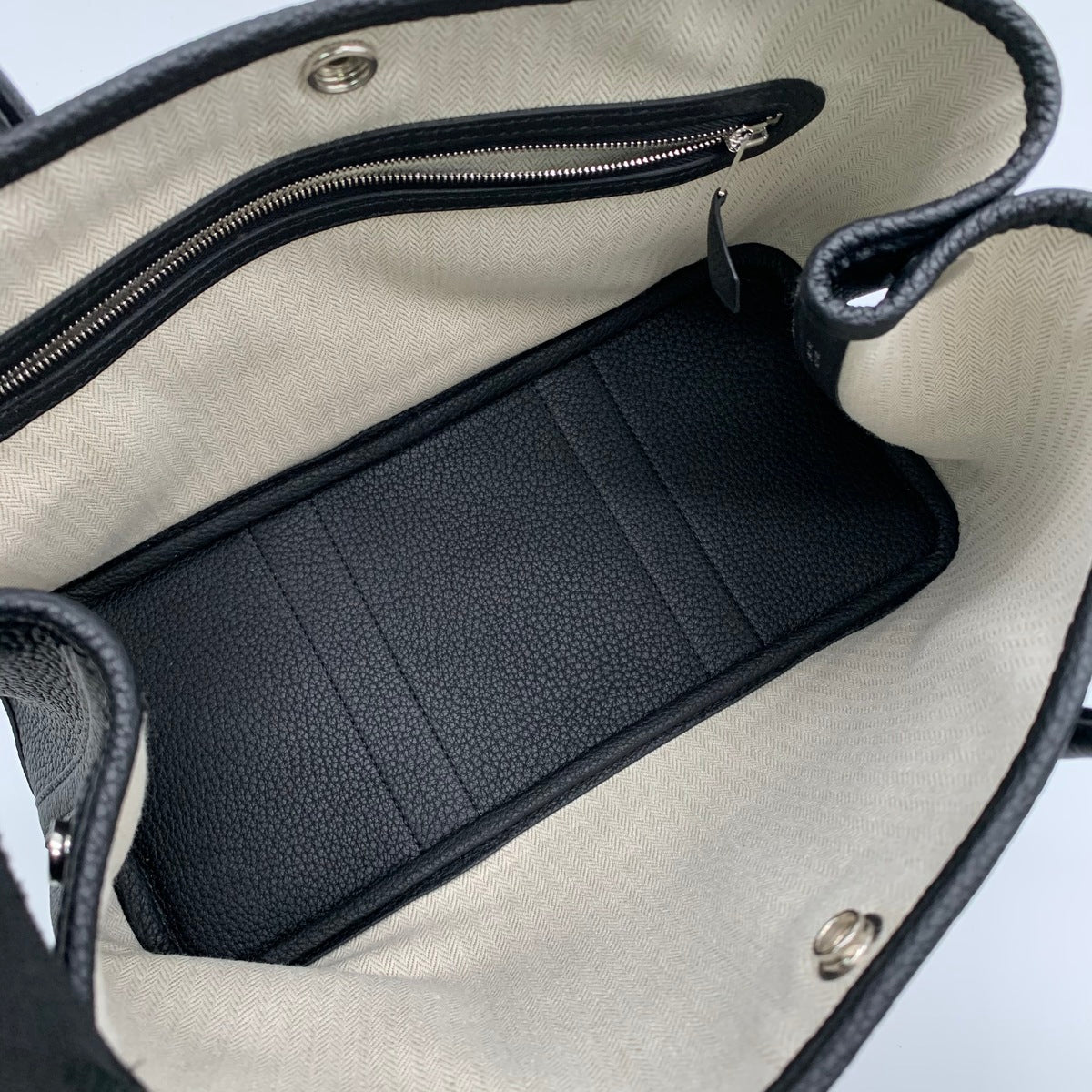 HERMES Negonda皮革Garden Party TPM銀扣手挽袋Noir/黑色