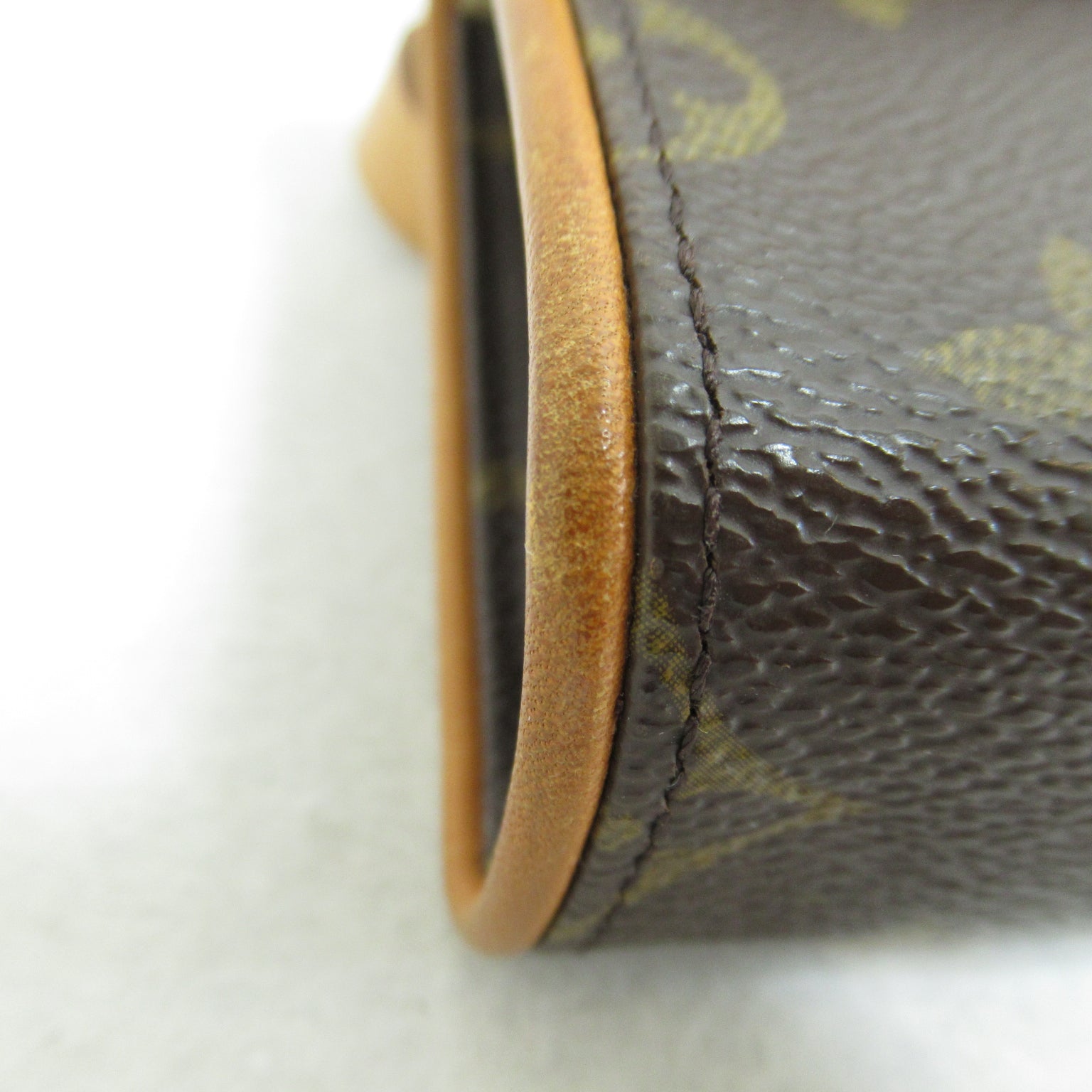 LOUIS VUITTON Monogram Pochette Florentine S腰包啡色