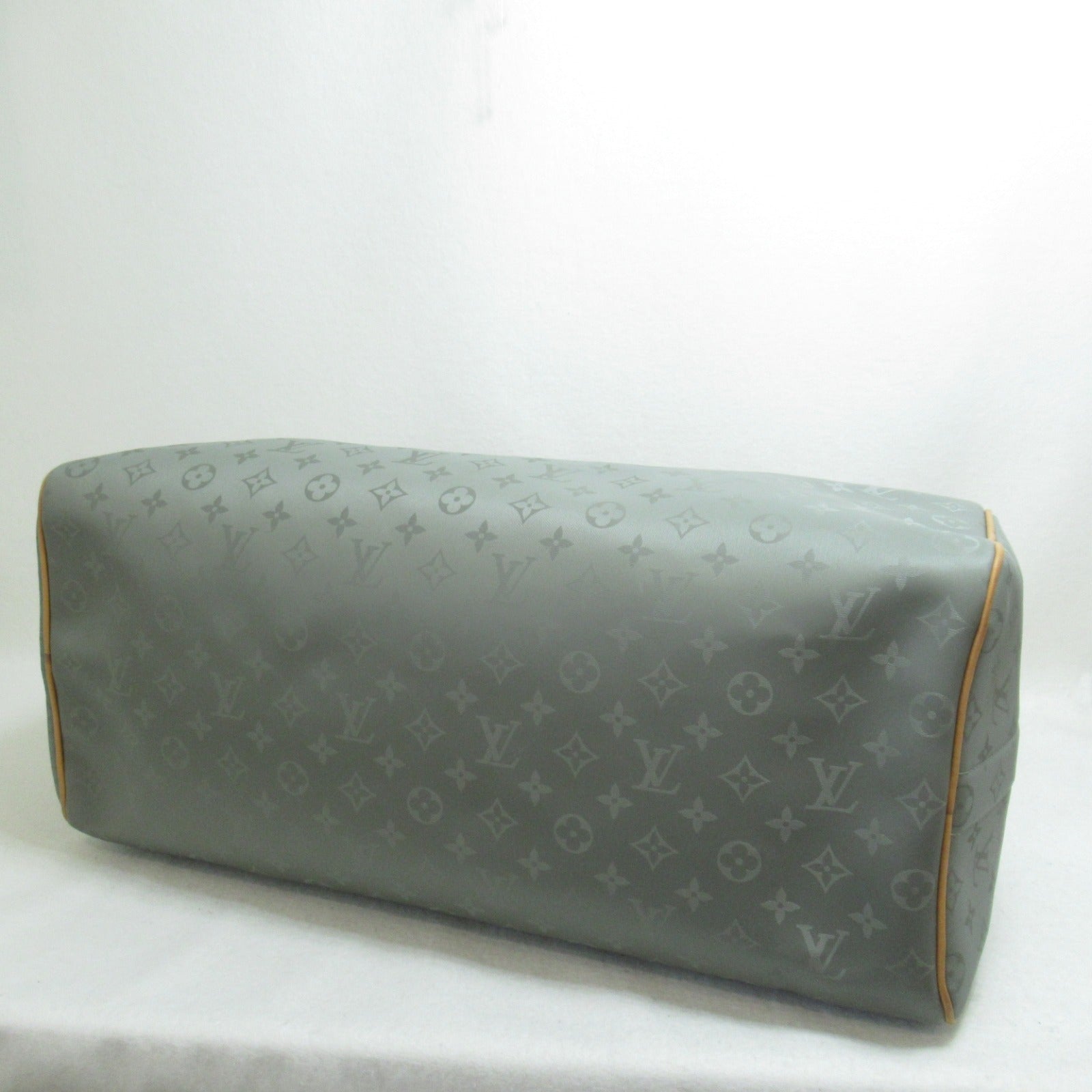 LOUIS VUITTON Monogram Titanium Keepall 50 Bandoulie手挽肩背兩用袋灰色