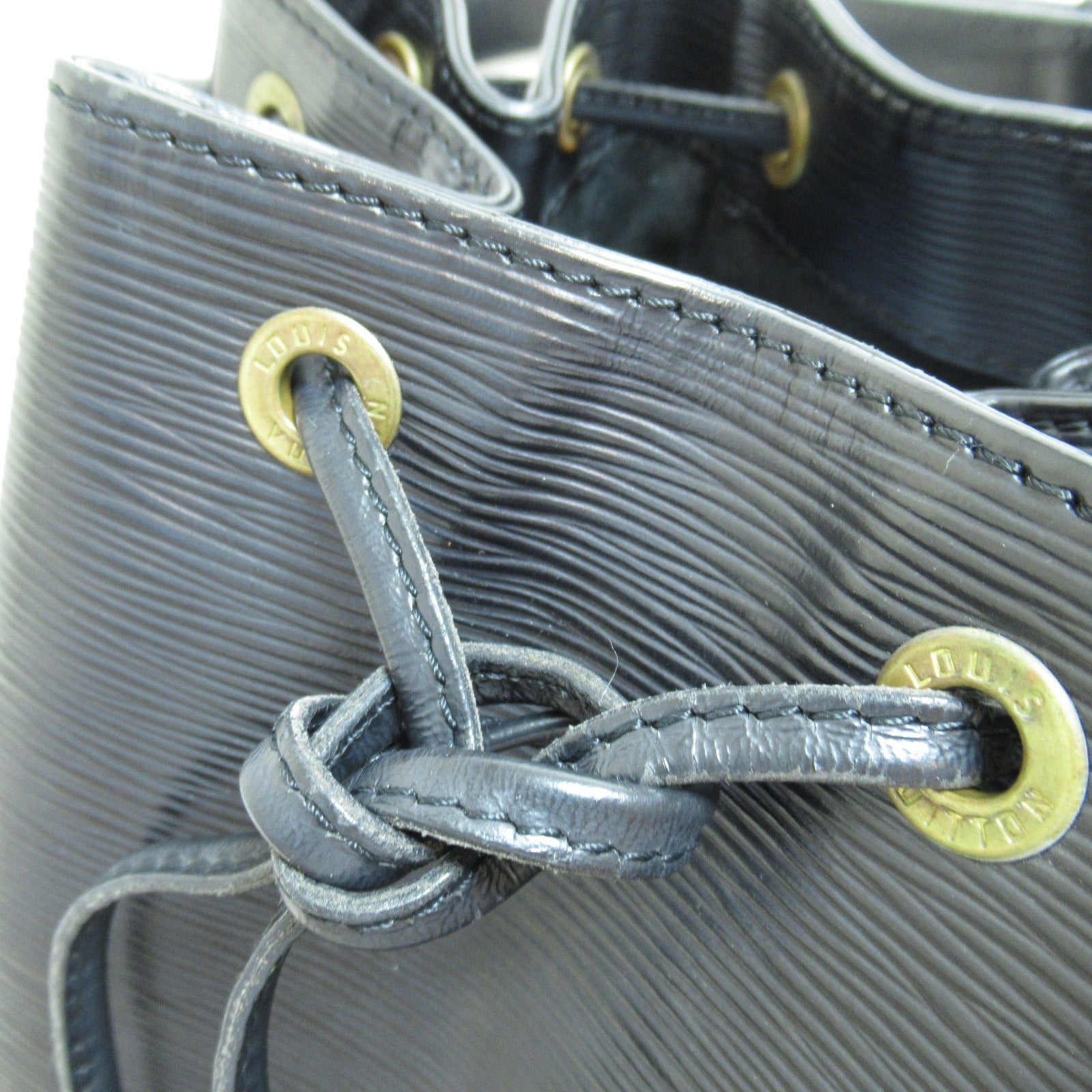 LOUIS VUITTON Epi Noe肩背袋Noir/黑色