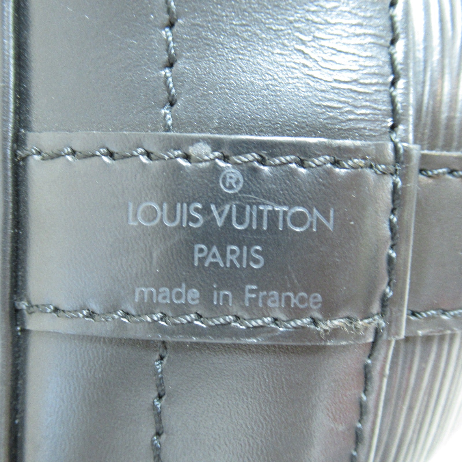 LOUIS VUITTON Epi Noe肩背袋Noir/黑色