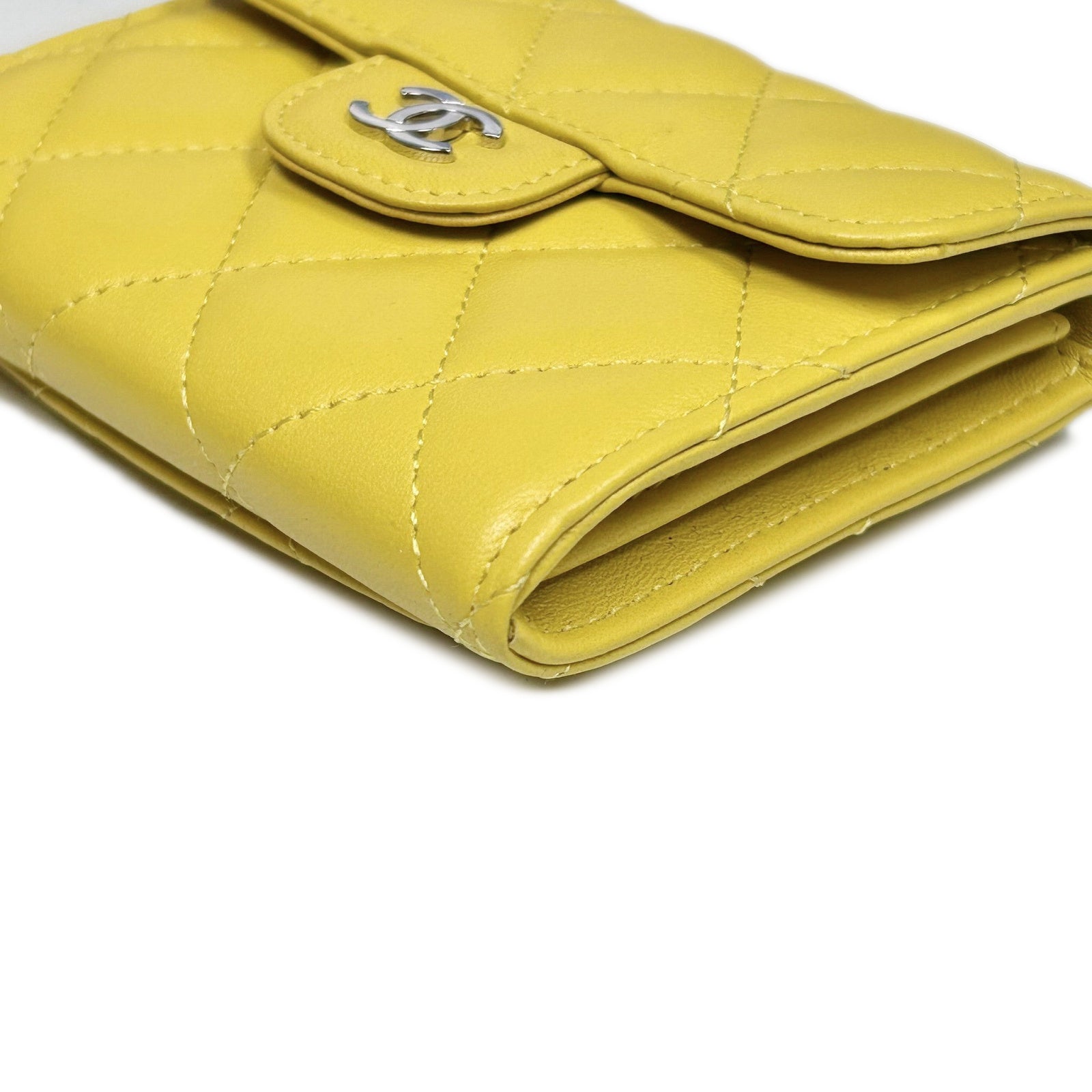 CHANEL 菱格羊皮皮革Card Case銀扣卡片套黃色