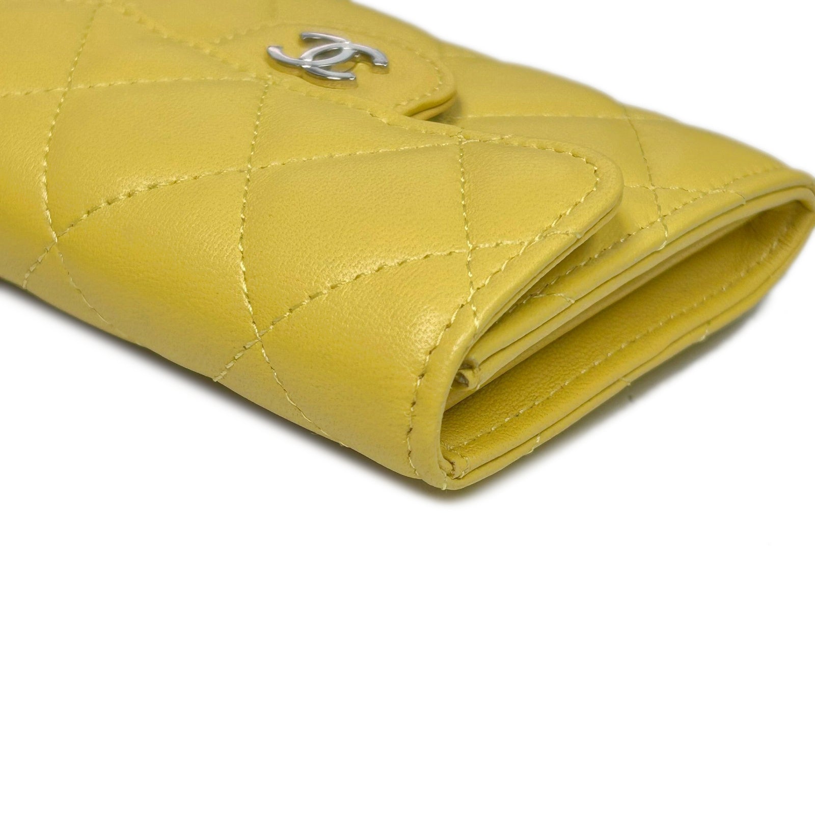CHANEL 菱格羊皮皮革Card Case銀扣卡片套黃色