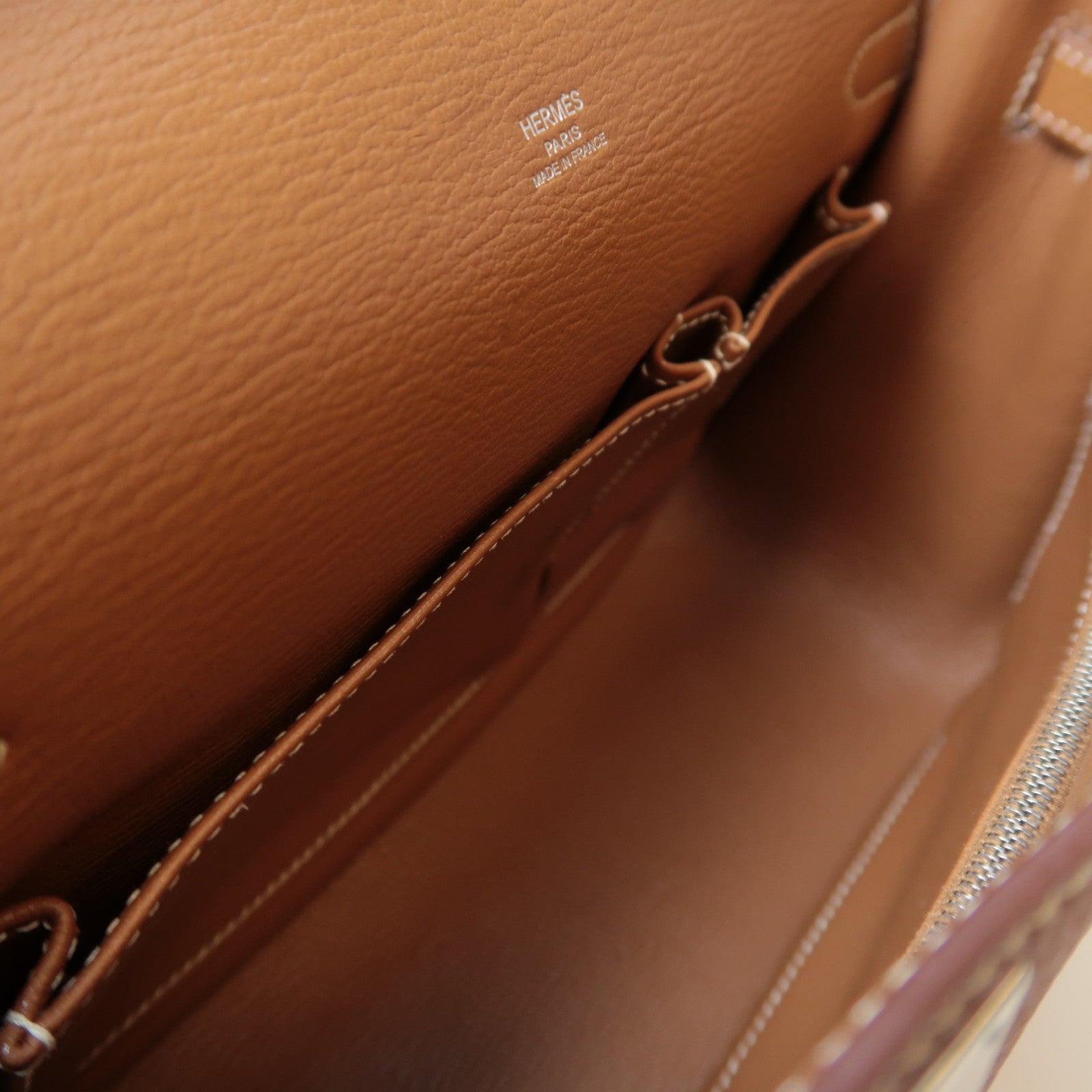 HERMES Clemence皮革Jypsiere 28銀扣肩背袋經典駝色