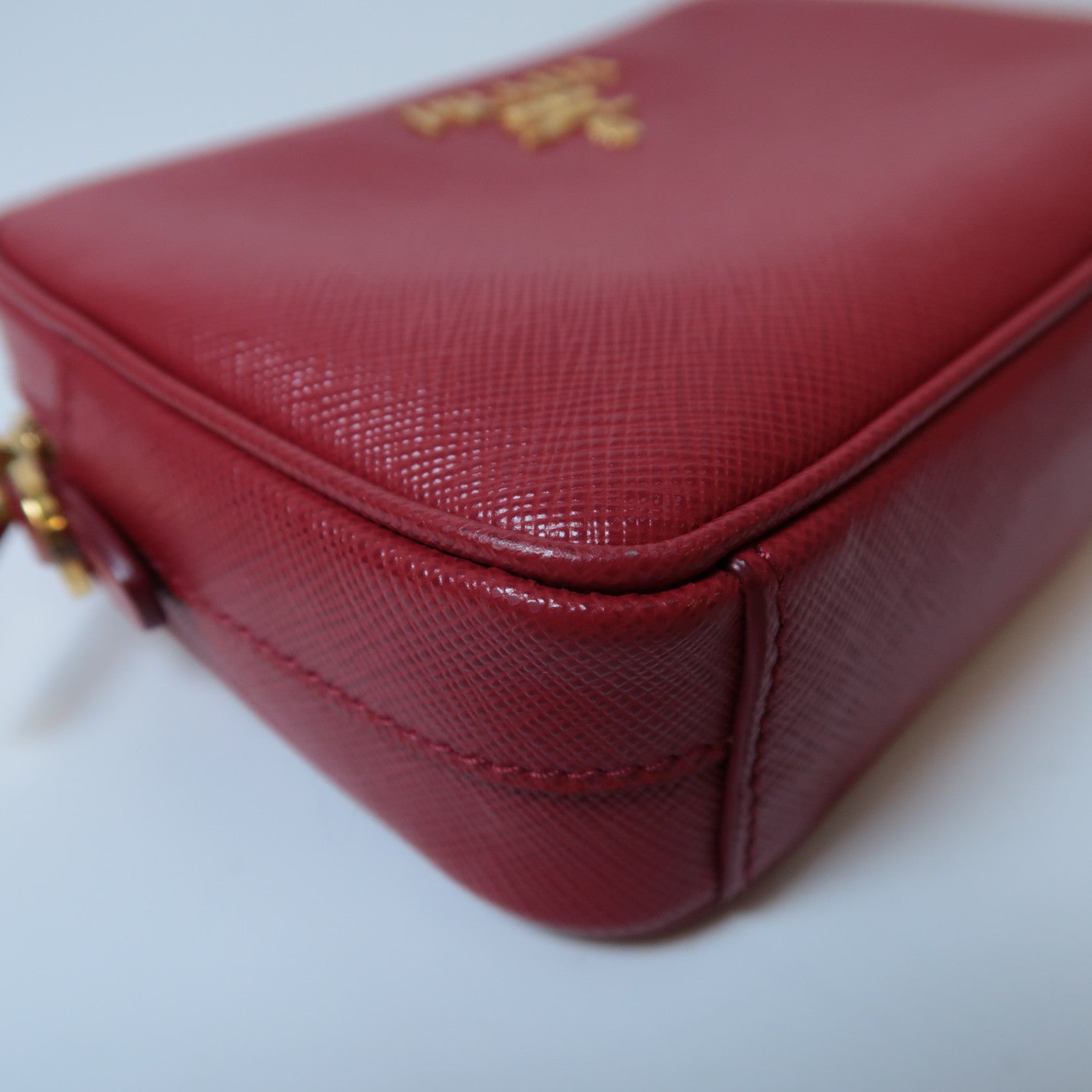 PRADA 牛皮皮革Shoulder Bag金扣肩背袋紅色