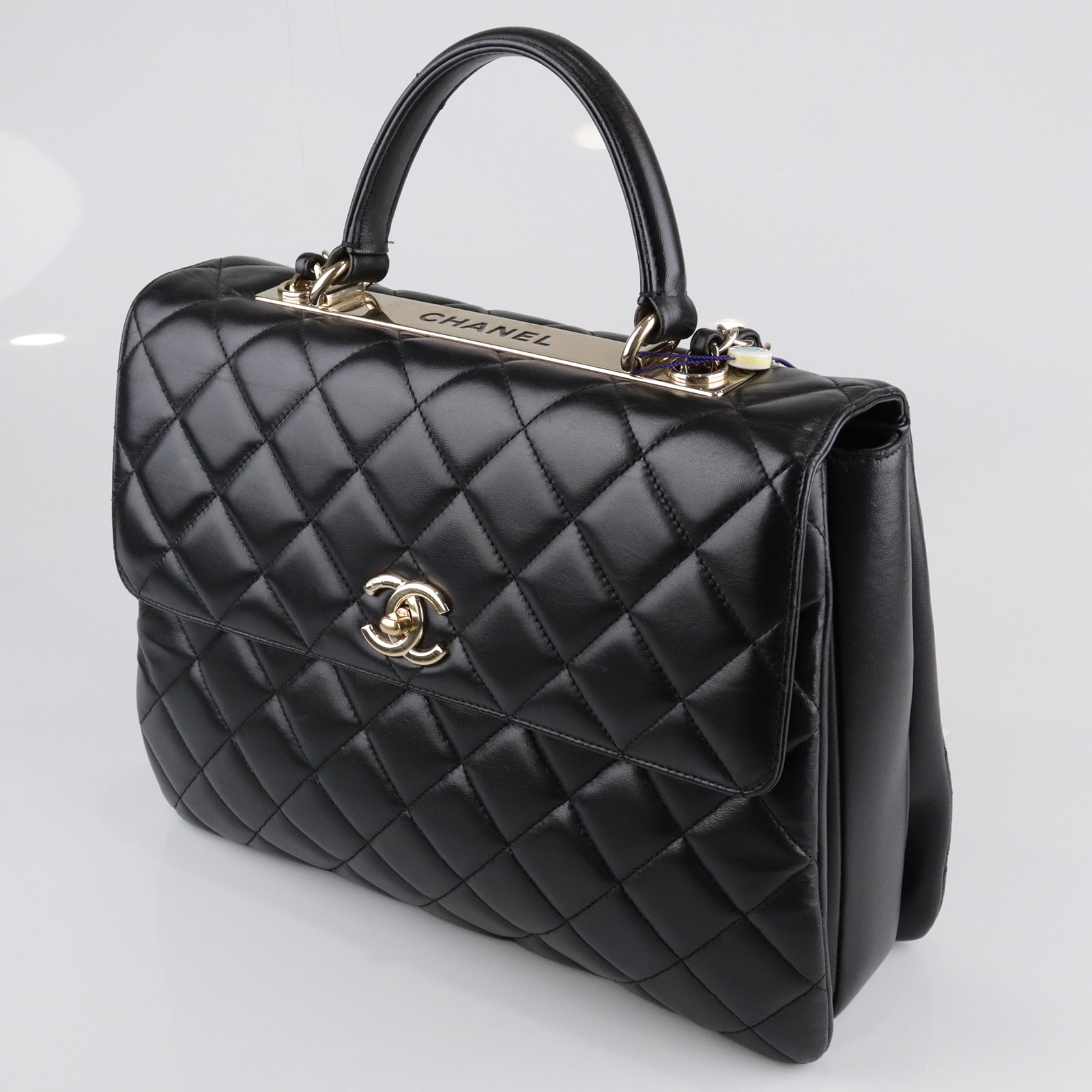 CHANEL rhombic sheepskin leather Trendy gold buckle handle shoulder bag