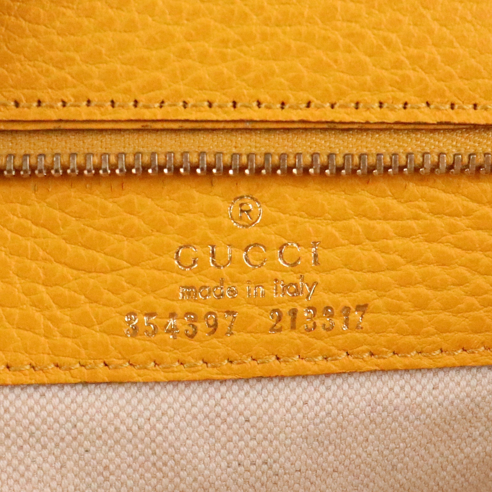 GUCCI cowhide leather Swing gold buckle shoulder bag / hand bag yellow