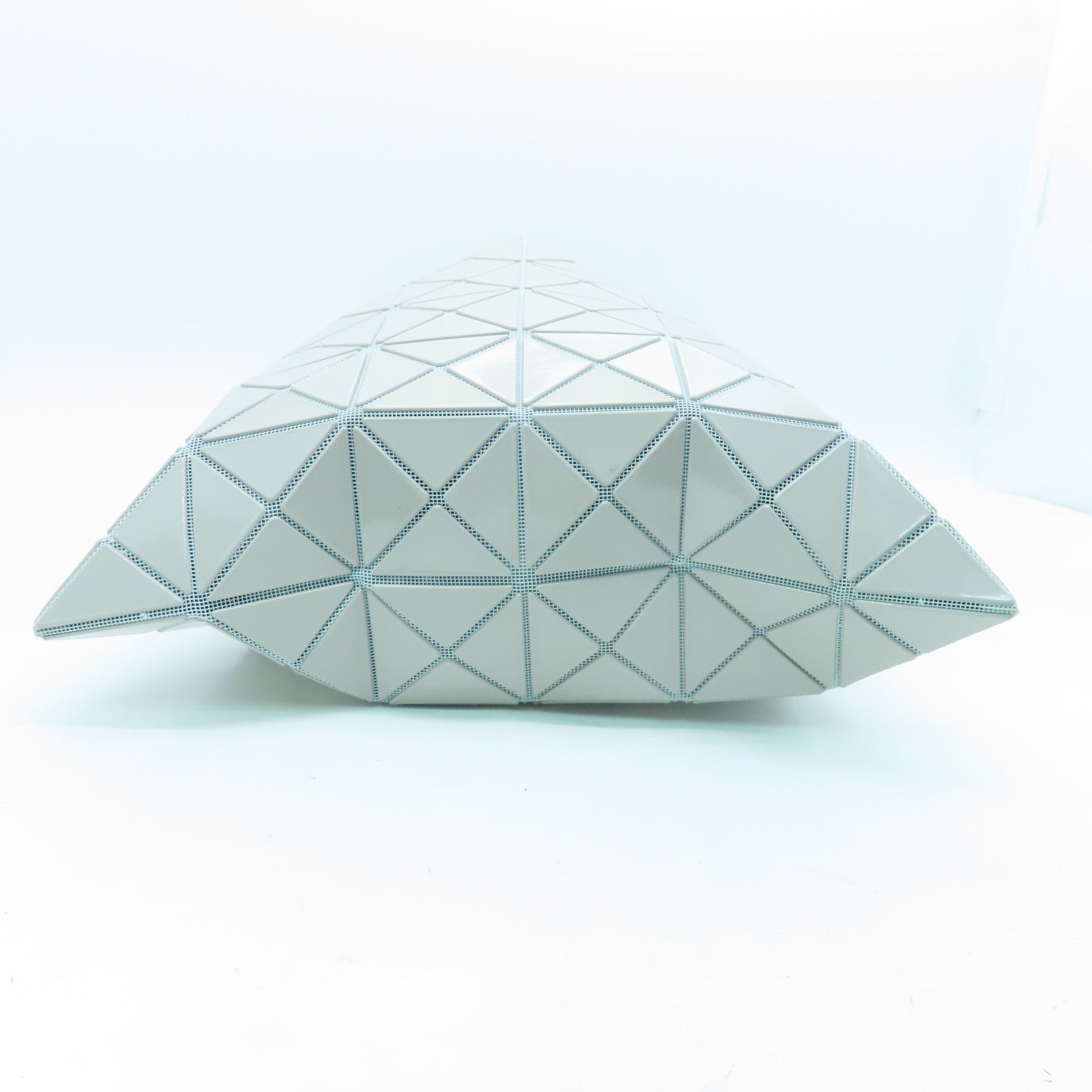 ISSEY MIYAKE PVC Bao Bao银扣手挽袋灰色