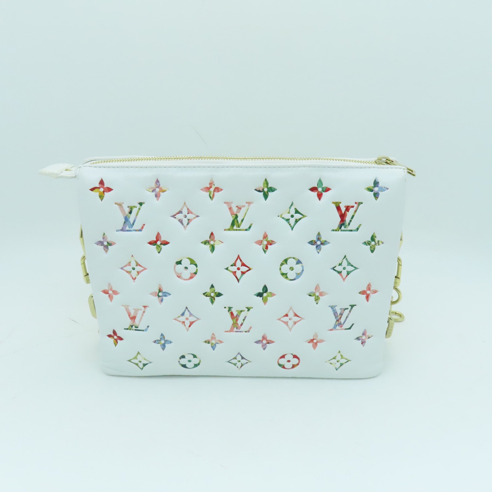 LOUIS VUITTON 羊皮皮革Coussin PM金扣手挽肩背兩用袋白色