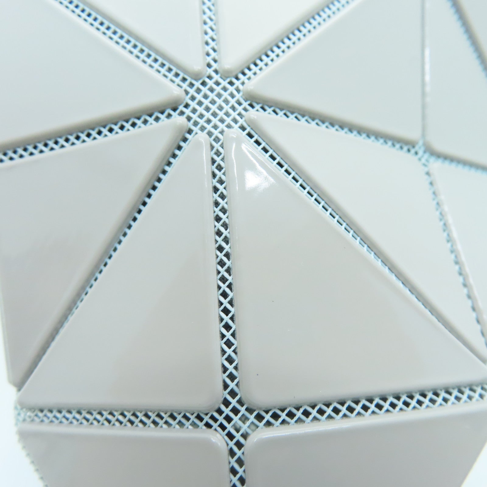 ISSEY MIYAKE PVC Bao Bao银扣手挽袋灰色