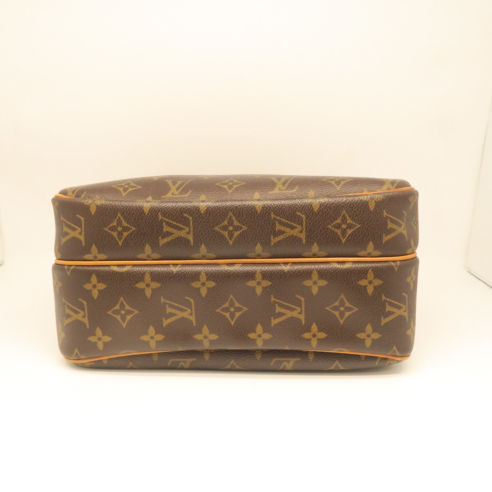 LOUIS VUITTON Monogram Reporter Gold Buckle Shoulder Bag Brown