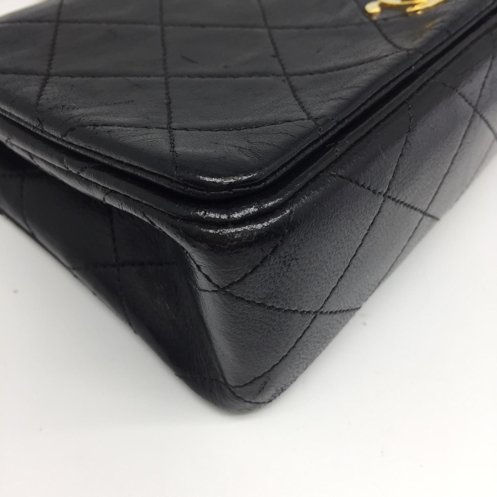 CHANEL 【激減優惠】菱格羊皮皮革Vintage Chain Shoulder金扣鏈帶肩背袋黑色