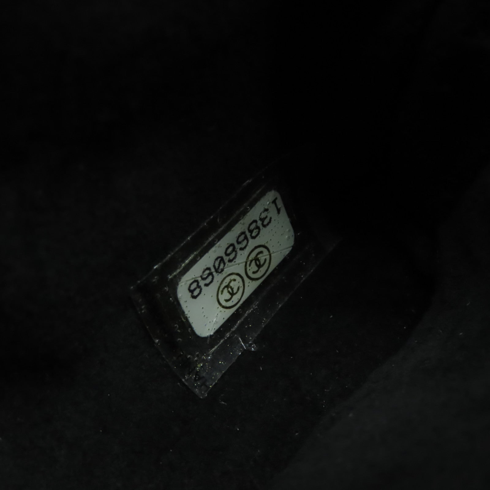 CHANEL 菱格漆皮皮革Pouch銀扣手拿包黑色