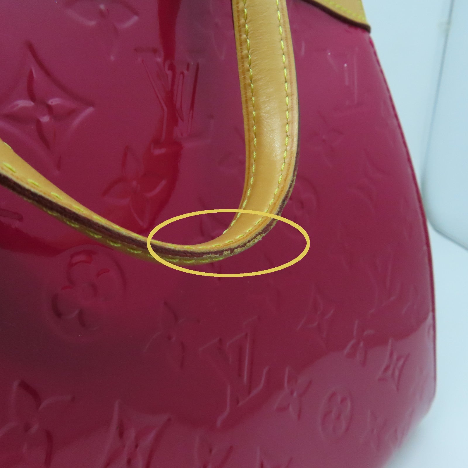 LOUIS VUITTON Monogram Vernis Brea MM金扣手挽肩背两用袋红色