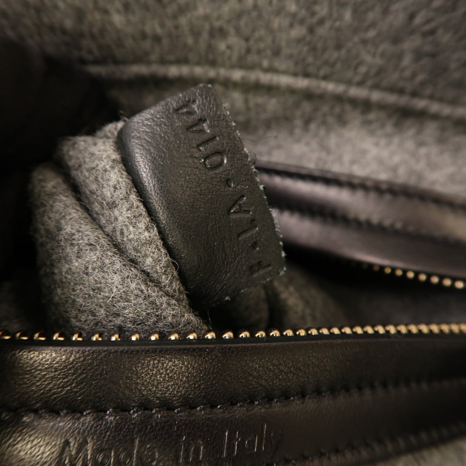 CELINE 羊絨Phantom Lugguge金扣手挽袋灰色