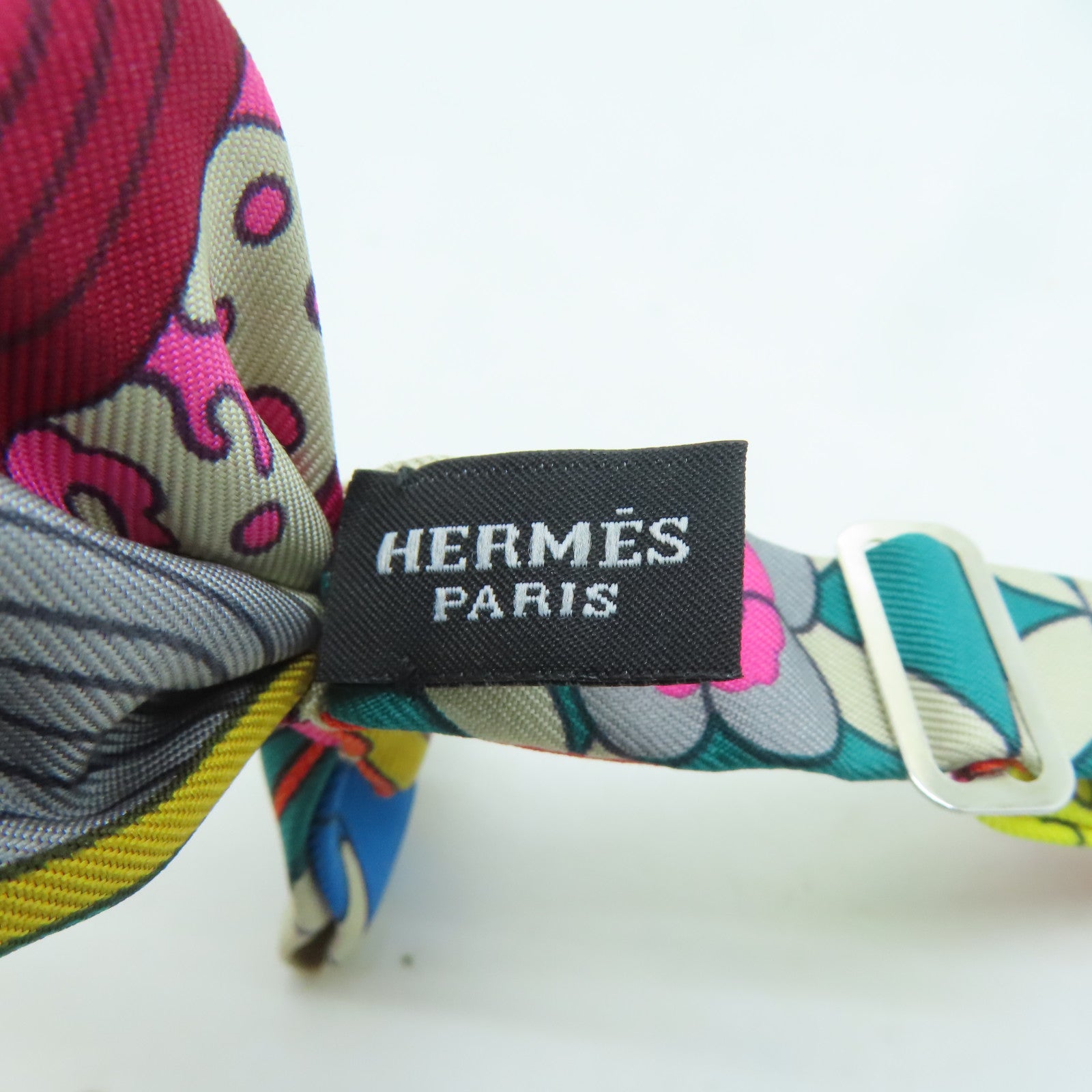 HERMES 絲質Bowtie銀扣領結彩色