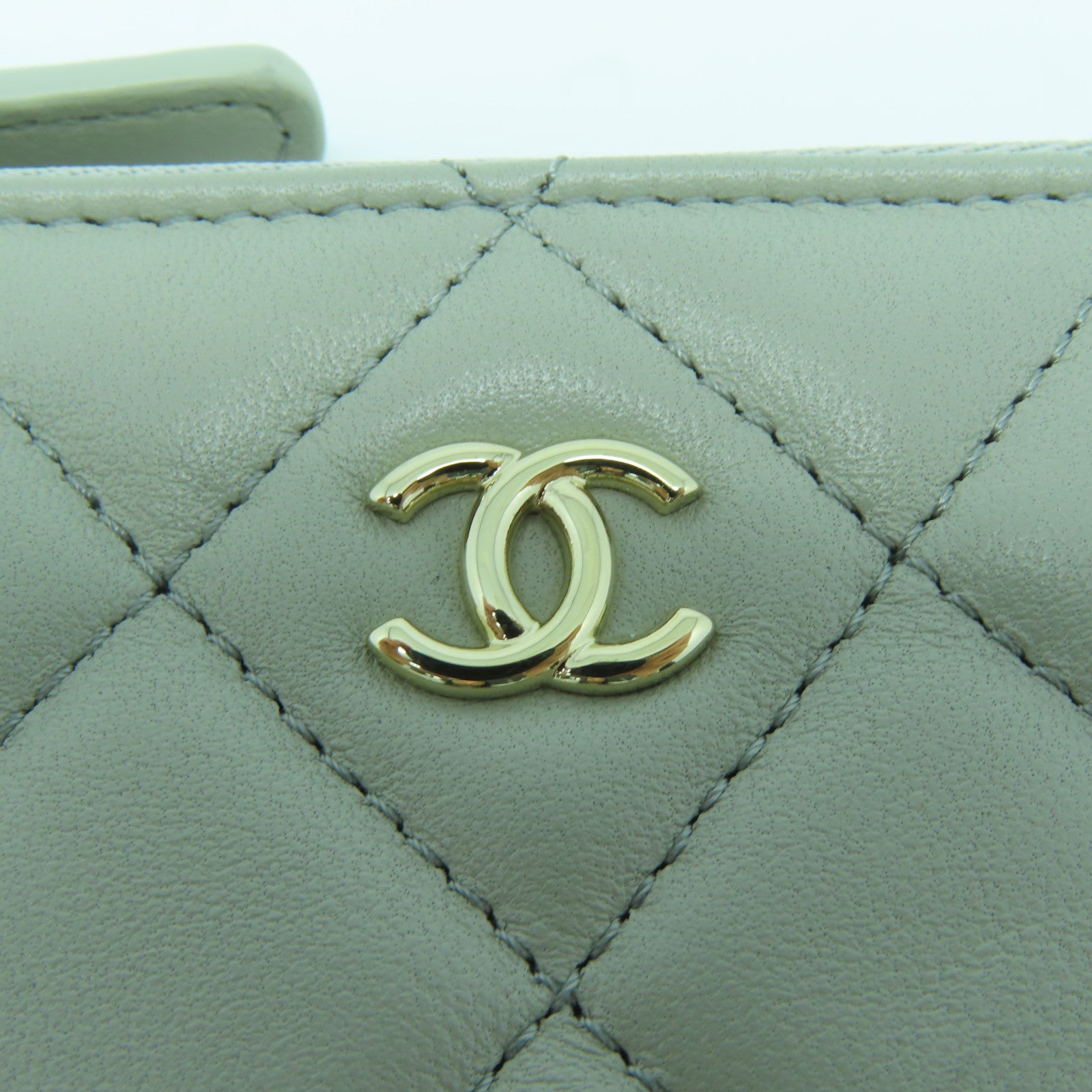 CHANEL diamond leather Pouch gold buckle clutch taupe
