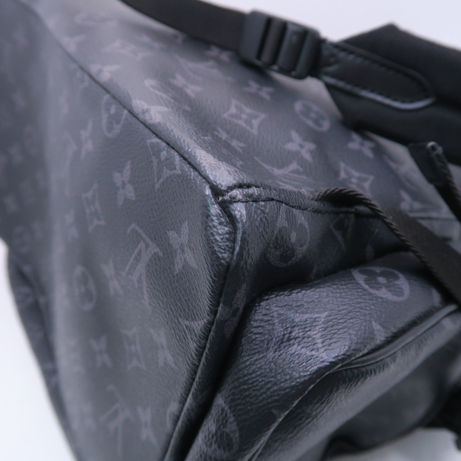 LOUIS VUITTON Monogram Eclipse Backpack Trio銀扣背包黑色