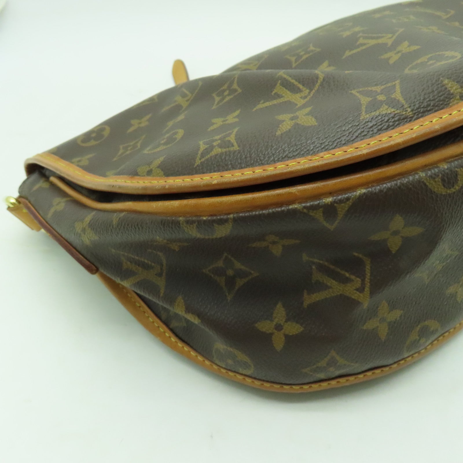 LOUIS VUITTON Monogram Menilmontant MM金扣肩背袋啡色