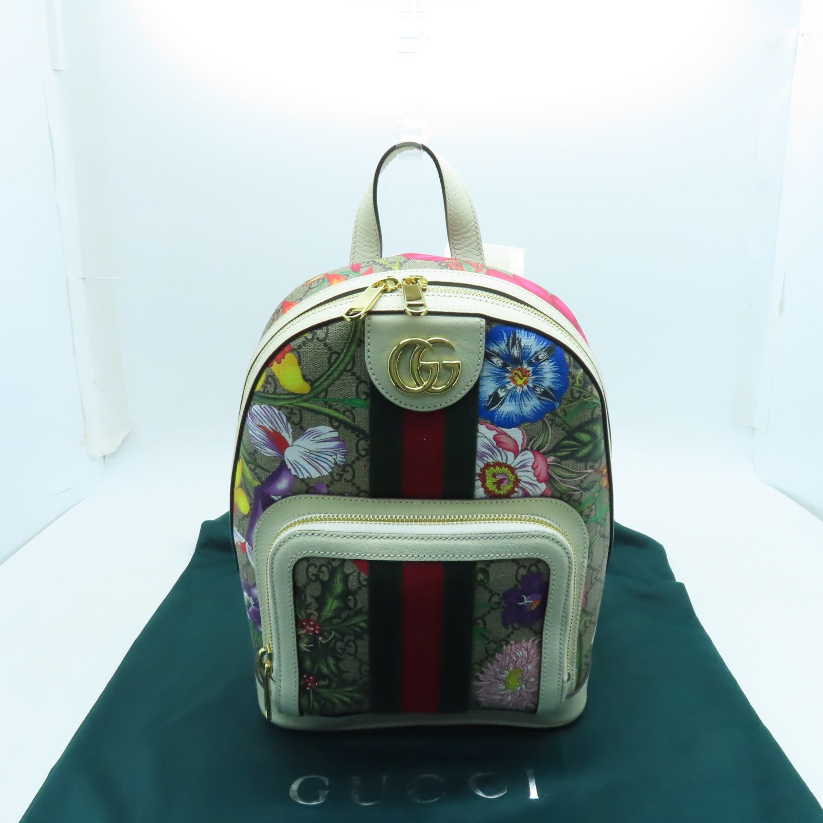 GUCCI 塗層帆布Ophidia GG Backpack銀扣背包米色/白色